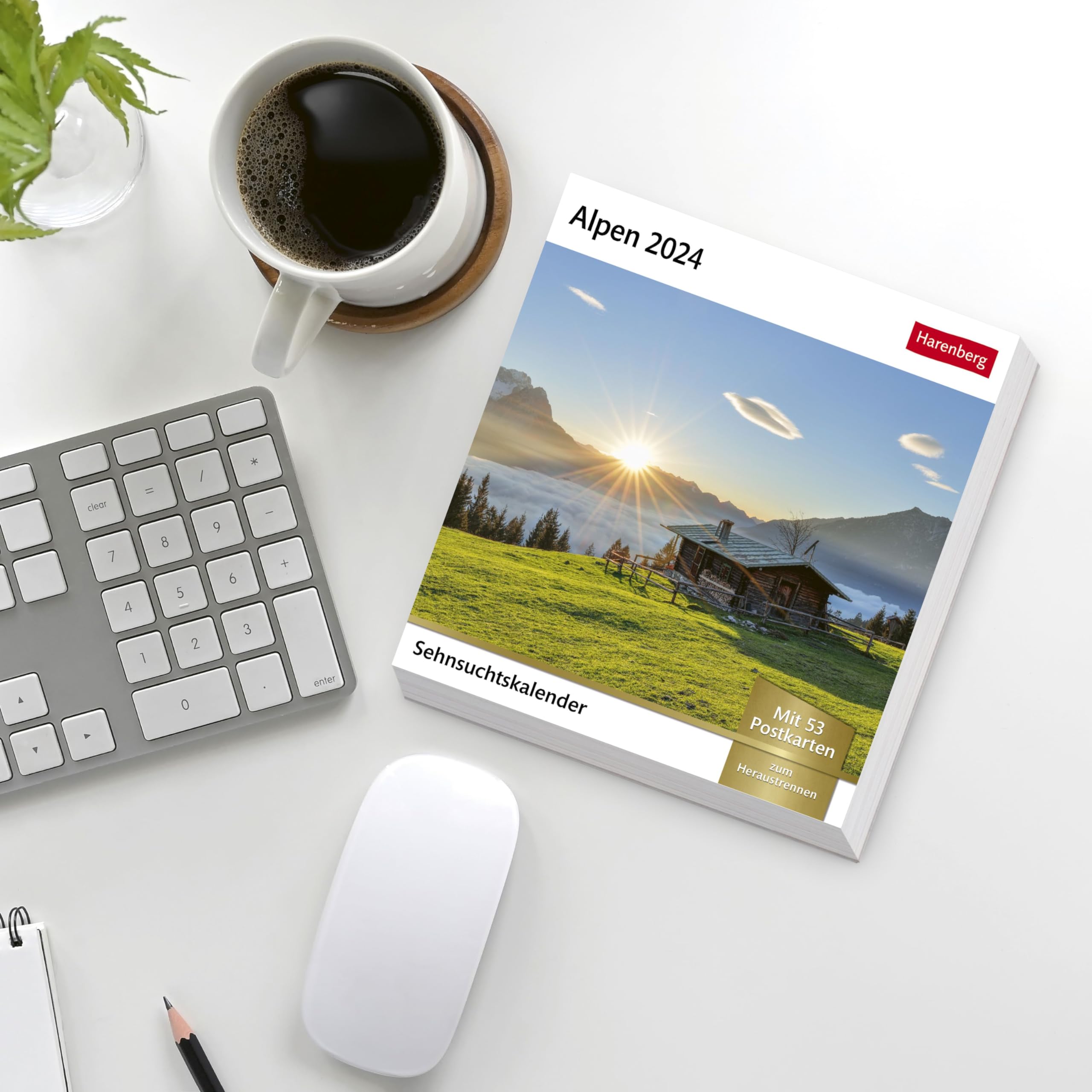 Alpen Sehnsuchtskalender 2024. 53 Postkarten in einem Fotokalender für Bergfreunde. Beeindruckende Panoramen in einem Kalender zum Aufstellen: ... Postkarten (Sehnsuchtskalender von Harenberg) - Image 2
