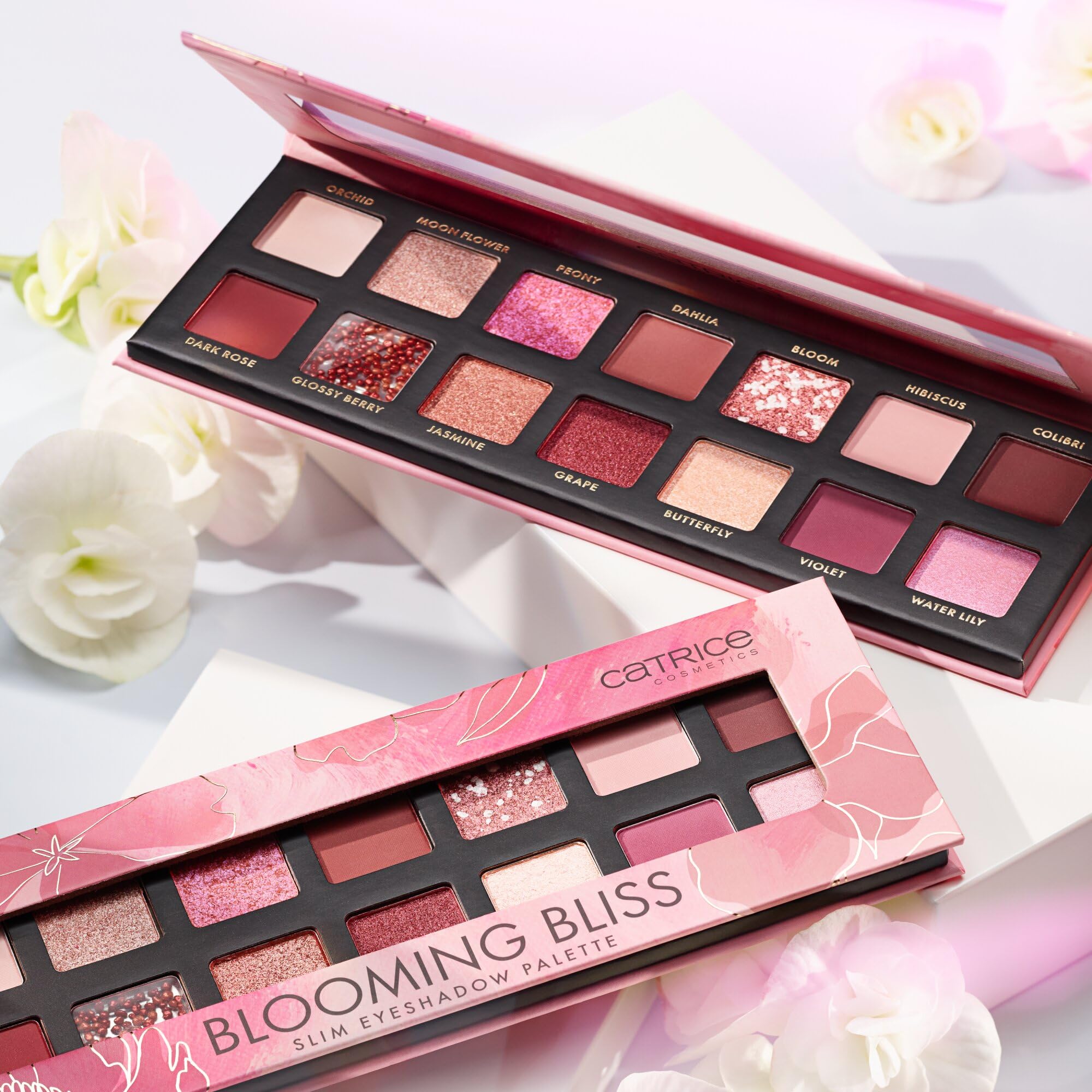 Catrice Paleta cieni do powiek Blooming Bliss Slim, długotrwały, wyraźny wynik, błyszczący, intensywny (10.6g)