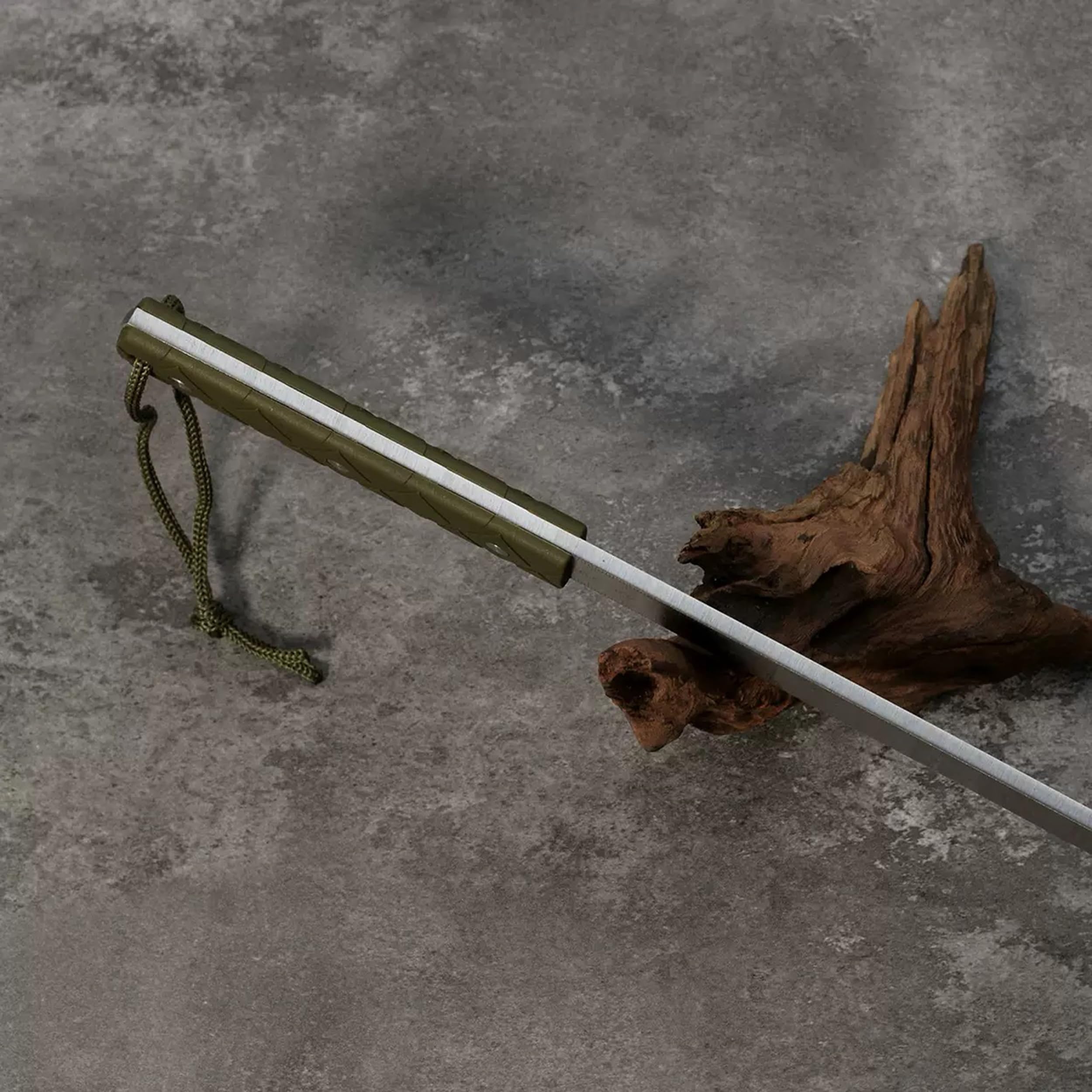 Righello in acciaio di precisione, lunghezza 63 cm, spessore 5 mm, verde militare con custodia in pelle, 722 g