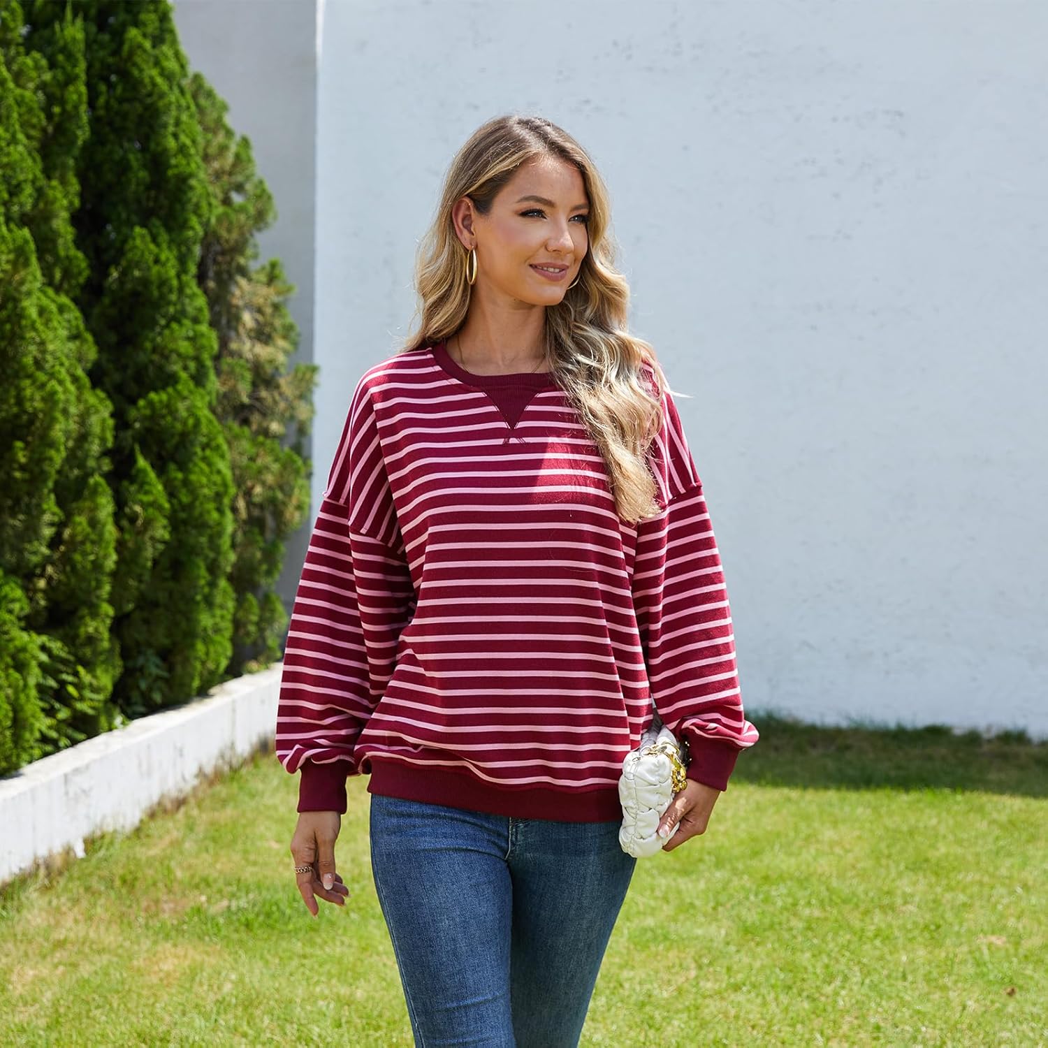 Women's Striped Oversized Sweatshirt, Long Sleeve Crewneck Pullover Top, Casual Fall Clothes - Image 3