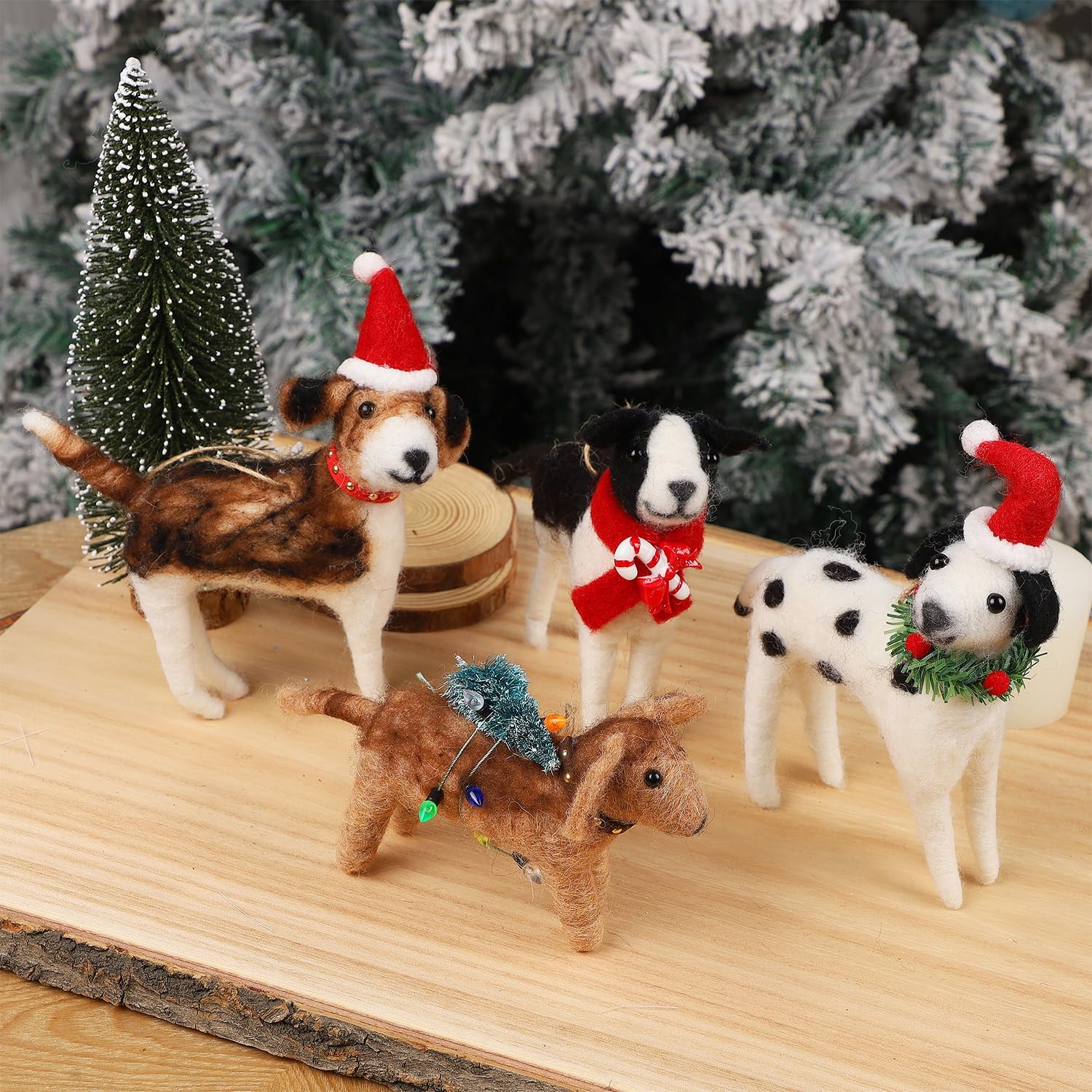 Juegoal Set di 4 ornamenti natalizi in feltro a forma di cane, decorazione natalizia da appendere a forma di cucciolo di lana, decorazione per feste in casa