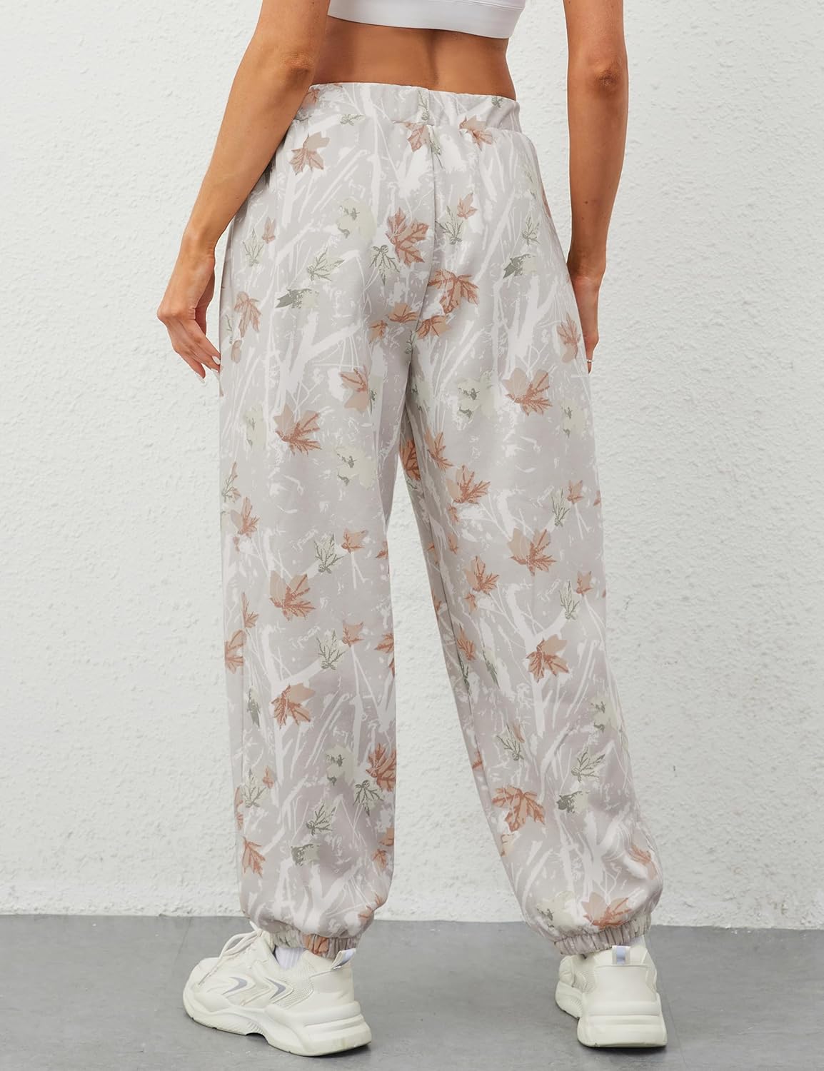 Women's Baggy Fleece Sweatpants Casual High Waisted Joggers Pants Fitted Sweat Pants with Pockets - Image 4