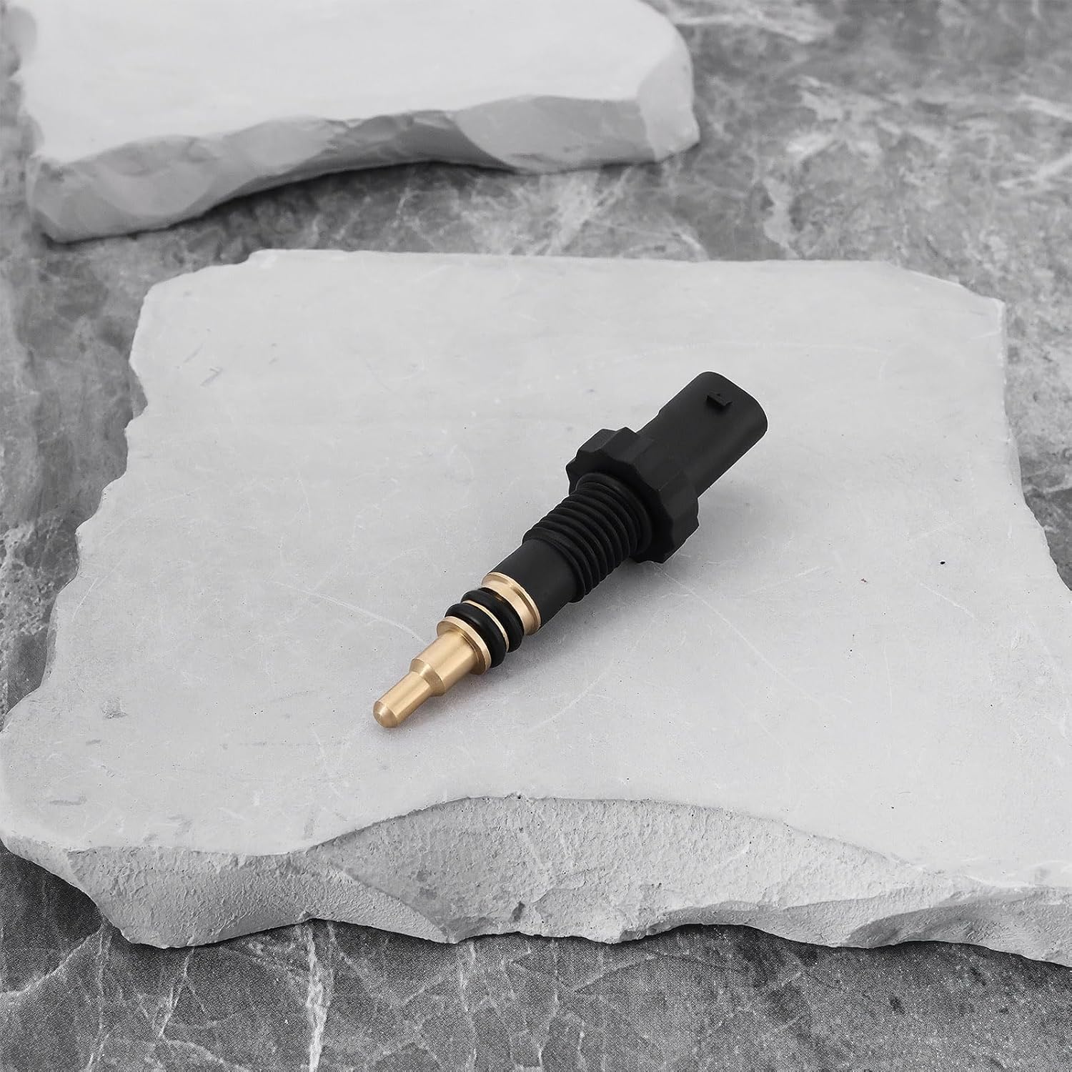 Automotive Temperature Sensor Fuel Temp Sensor 13627797957 Compatible with BMW 3 Series 2004-2019