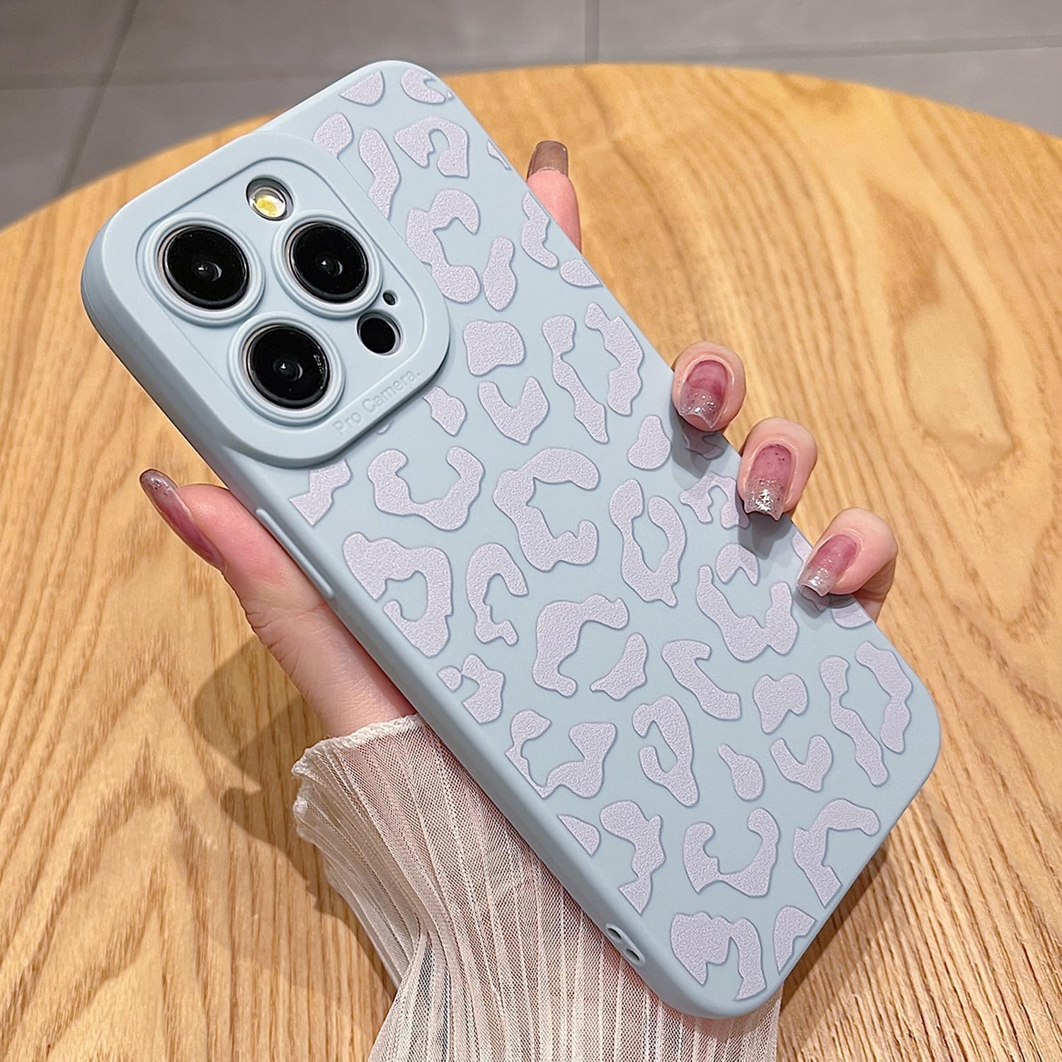 Coque iPhone 15 Pro Max silicone souple antichoc, protège l'écran de 17 cm