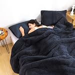 COTTEBED Conforteur de lit Sherpa ultra-soft chaud mais léger Set lit double taille Reine, peluche en peluche Polycotton Down Alternative Couverture Comforter & PillowSham Vert d'olive foncé Plein/Queen