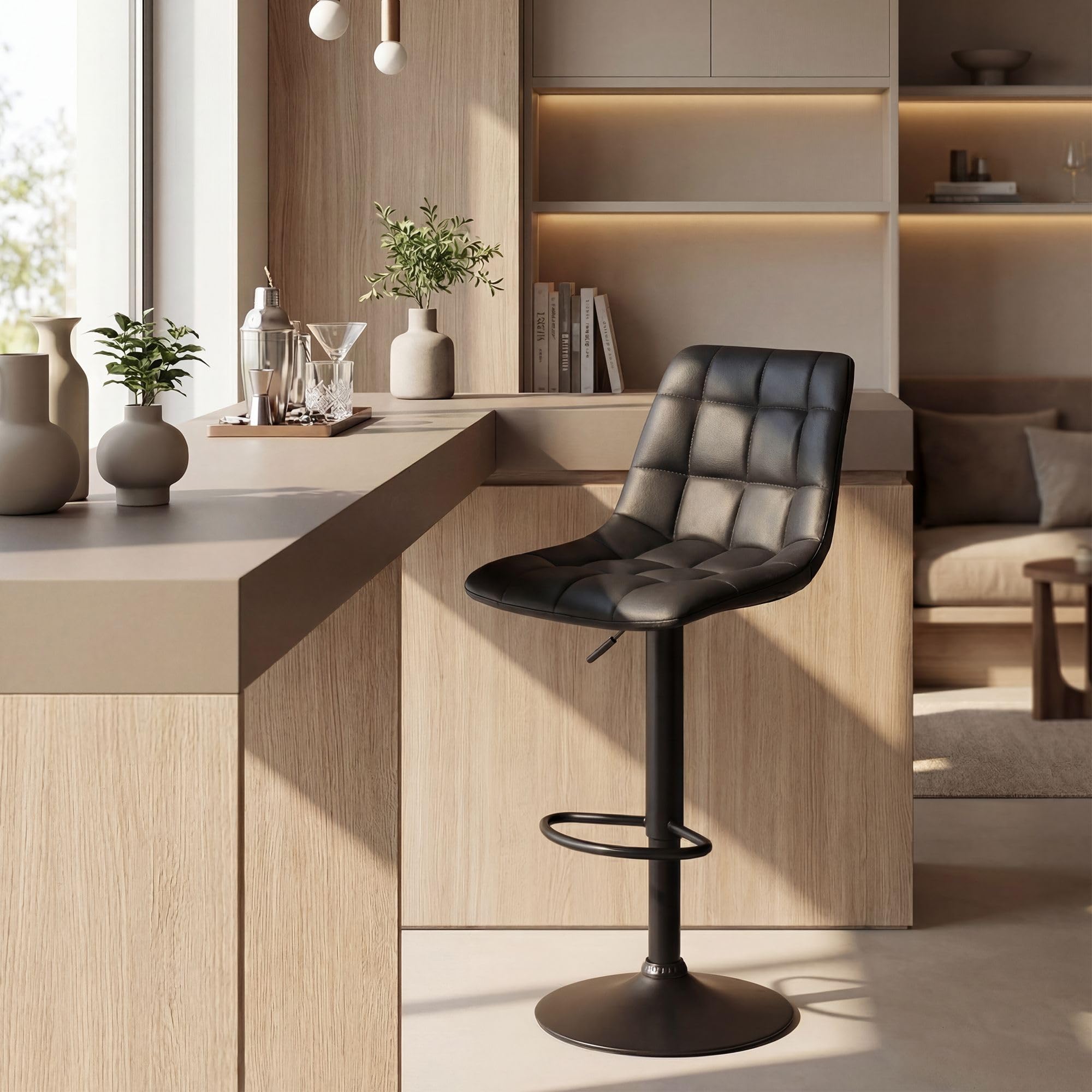CLP Barhocker höhenverstellbar Mapun, Barstuhl 360° drehbar, gepolstert mit Metallgestell für Küche, Theke, Bar und Lounge, Farbe:schwarz, Material:Kunstleder