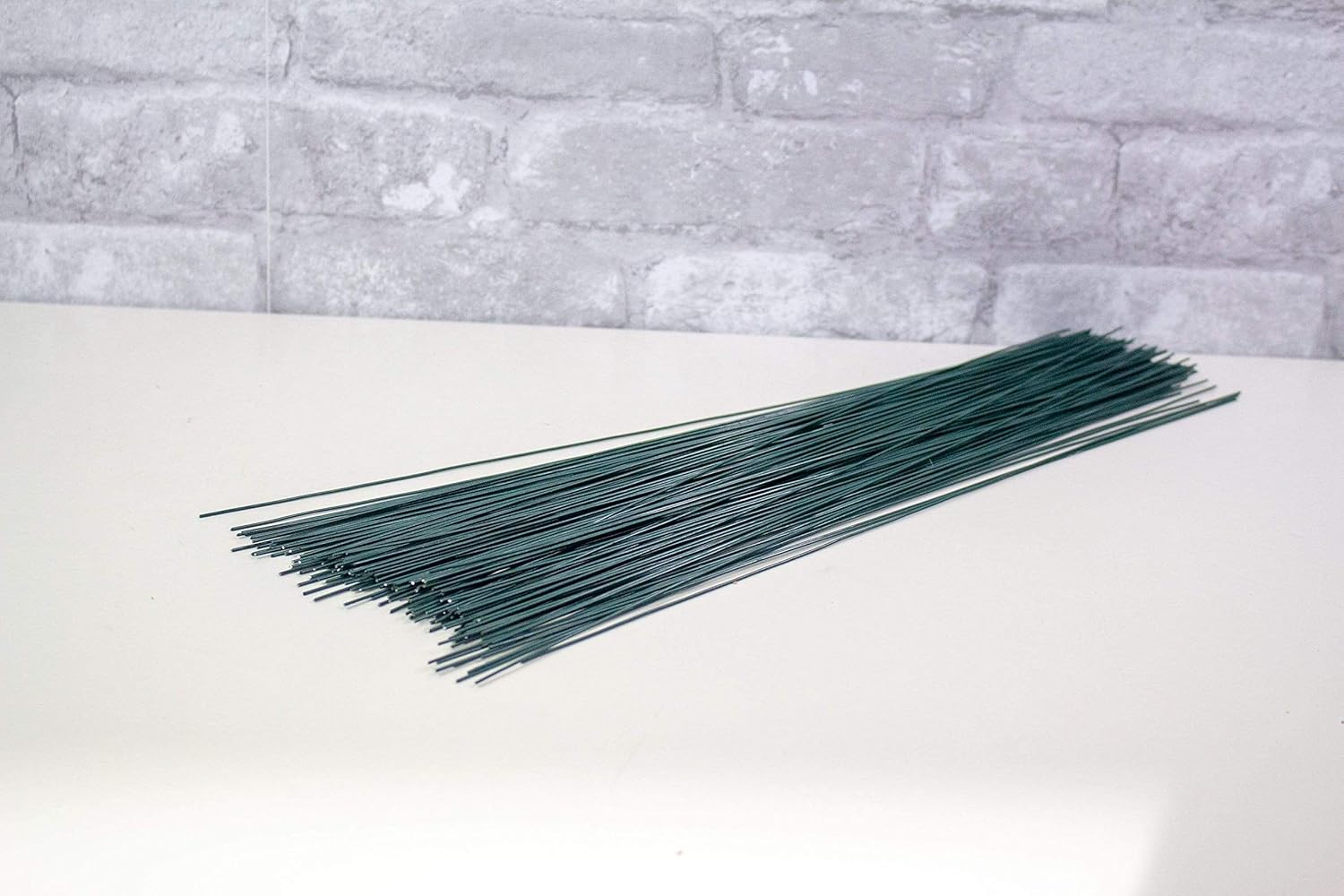 Green Aluminum Floral Stem Wire 18 Gauge - 10 Pack