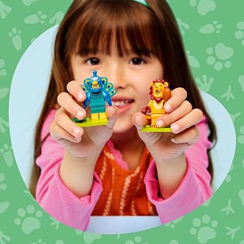 LEGO Minifigures Hayvanlar Seri 28 71051 – 5 Yaş ve Üzeri Çocuklar için Papağan, Aslan ve Sevimli Tavşan Dahil 12 Sürpriz Minifigürden 1'ini İçeren Yaratıcı Oyuncak Yapım Seti, Hediye Fikri (7 Parça)