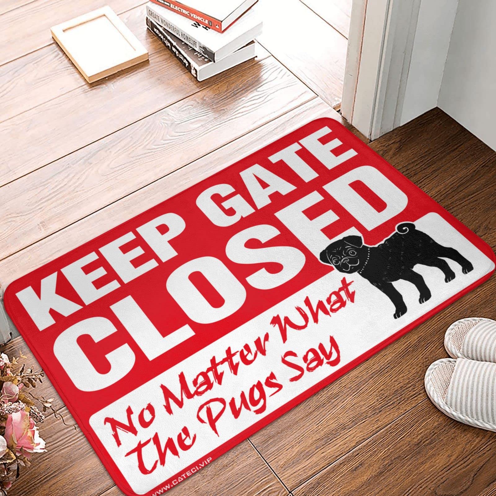 Zerbino per dormitorio con scritta "Keep Gate Closed Noter What The Pug Say", zerbino autunnale per interni (65 x 90 cm)