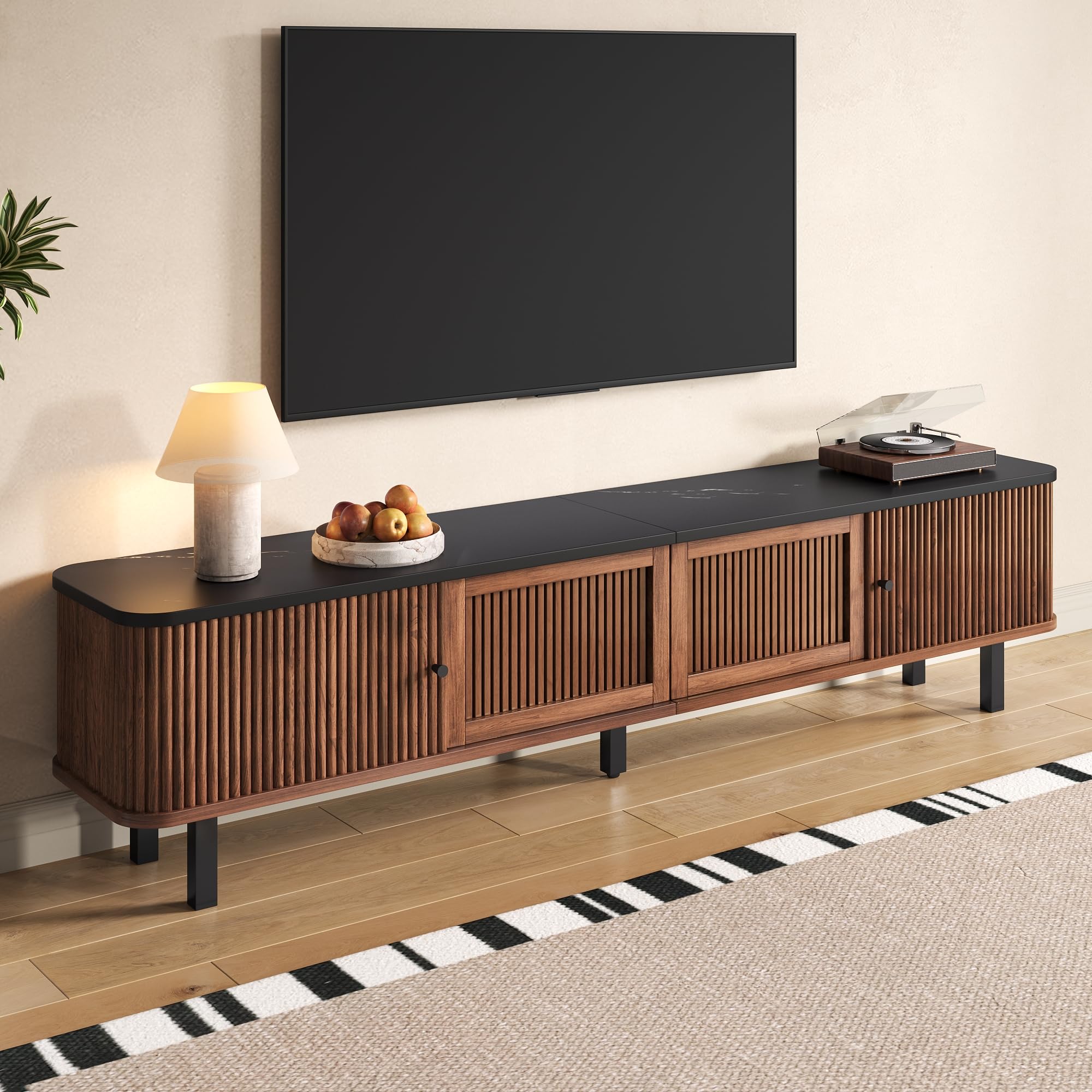 Moimhear Mueble de TV moderno, soporte de TV, panel de TV, armario de TV bajo, dos puertas correderas, dos puertas de rejilla, diseño único (nogal)
