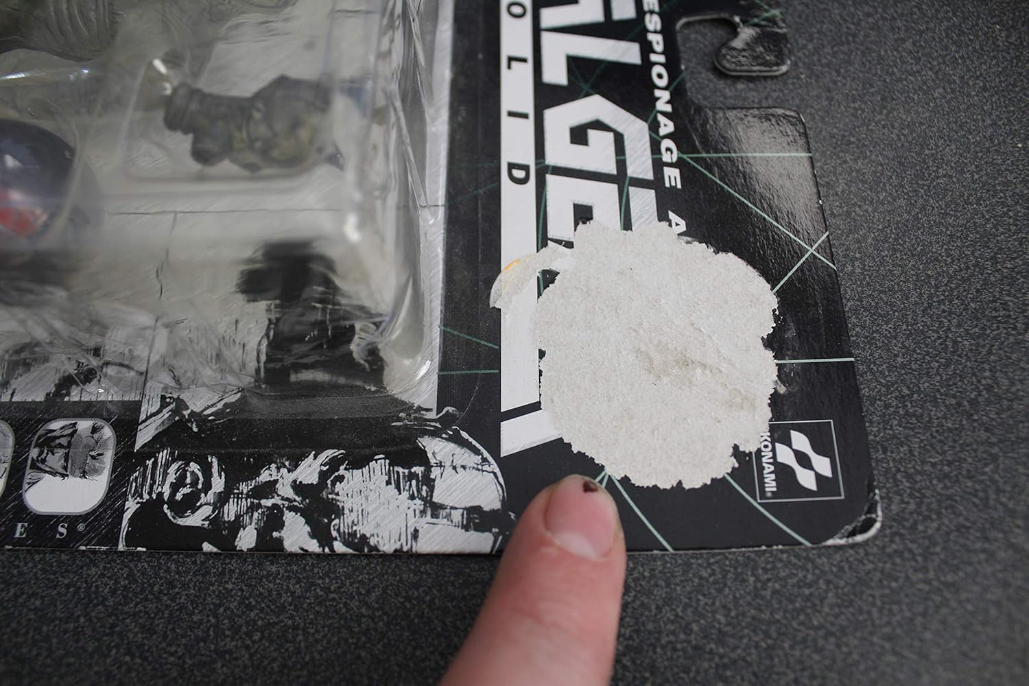 Metal Gear Solid Psycho Mantis (Clear Variant) Action Figure