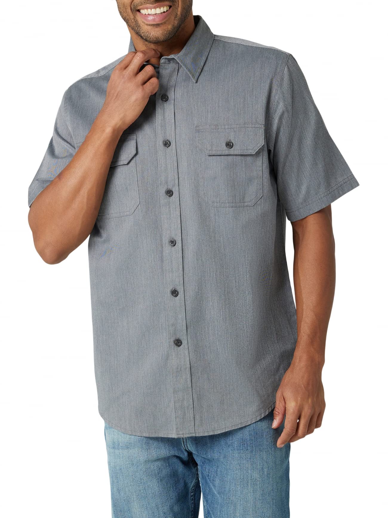 Wrangler Authentics mens Short Sleeve Classic Woven Shirt