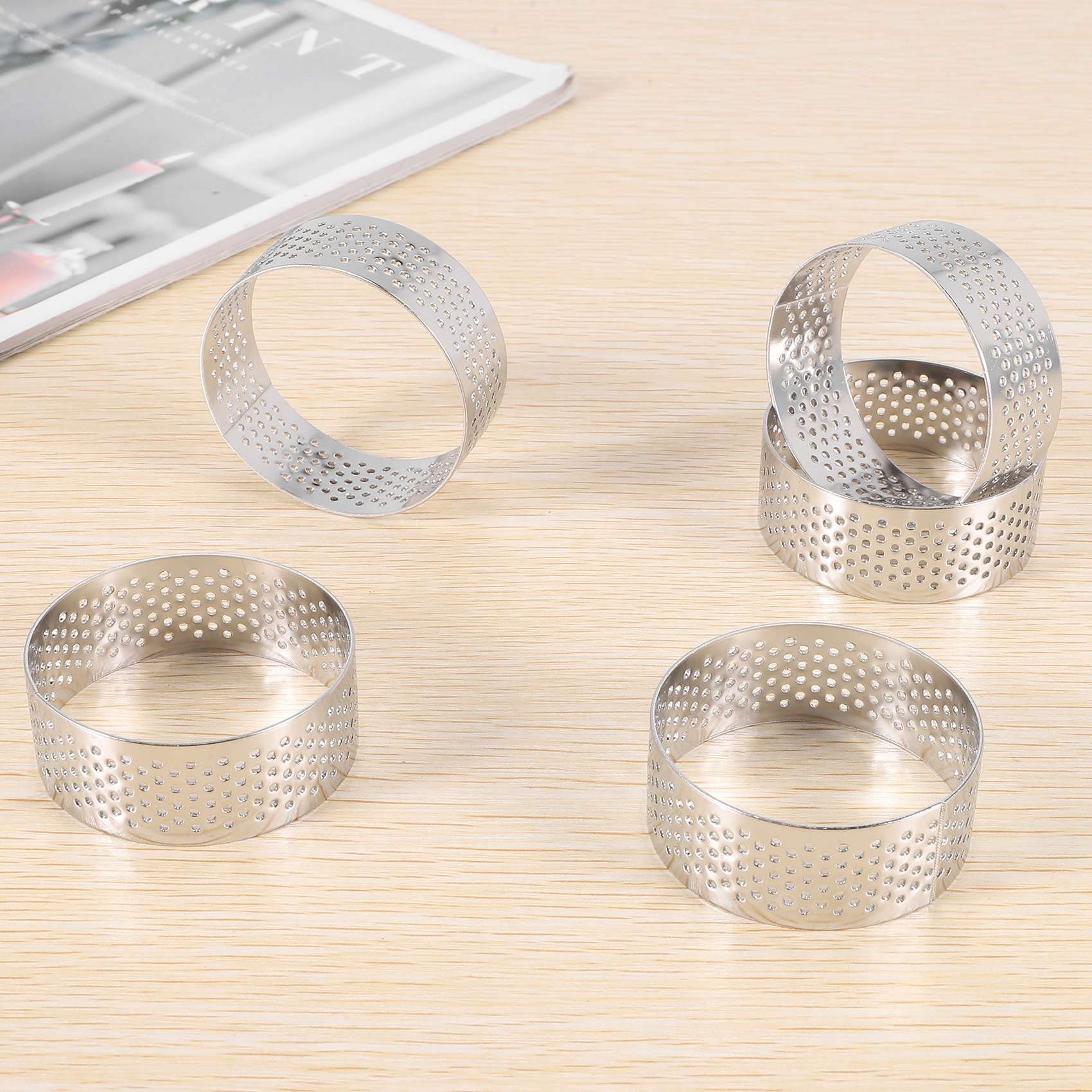 Mircube Stainless Steel Perforated Tart Ring, 5Pcs 5cm Perforated Cake Mousse Ring, DIY Round Tart Rings for Baking Dessert Ring - Image 4