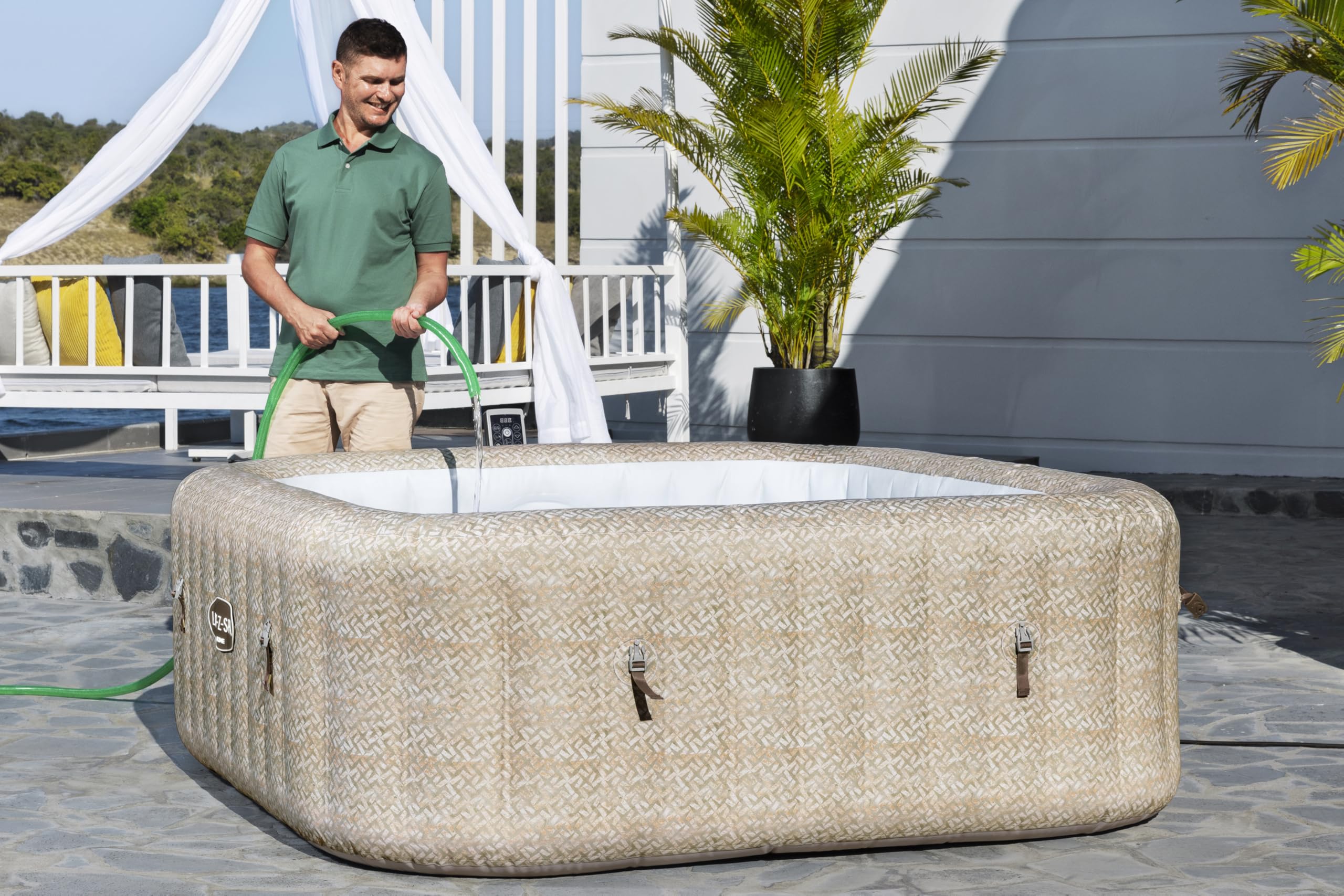 Bestway 79"x79"x28"/2.01mx2.01mx71cm Rome MaxHold EnergySense UltraFit Smart AirJet 7 Sable Marbre Carré