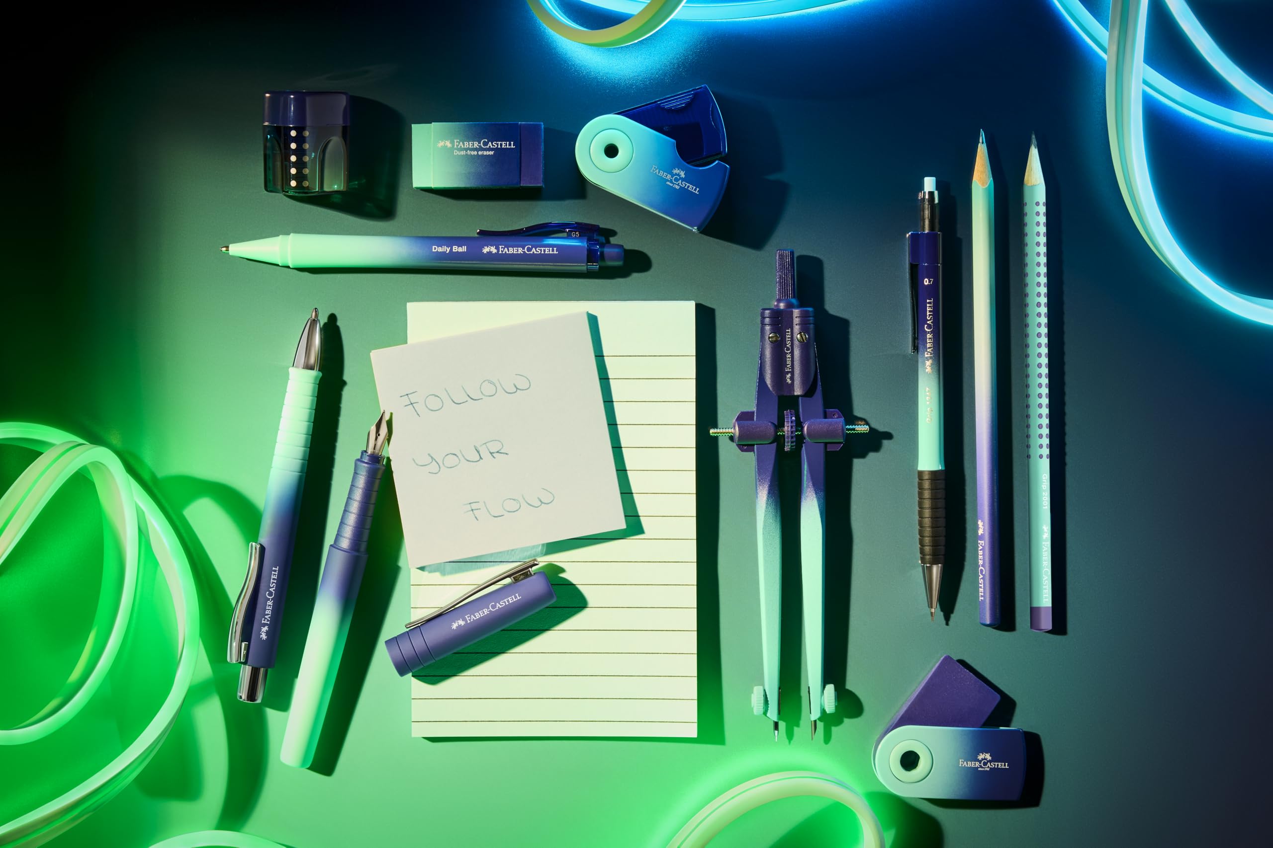 FABER-CASTELL - ołówki Grip 2001 B Buzzing Blue, 6 sztuk | Ergonomiczne ołówki o twardości B do wygodnego pisania i rysowania