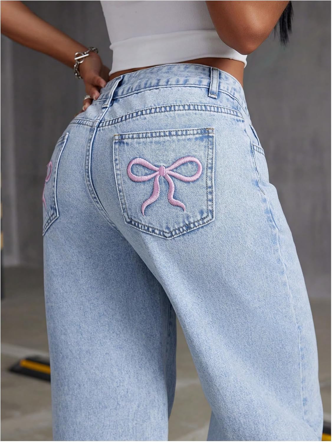 Floerns Women's Bowknot Embroidery Jeans Y2k Straight Leg Boyfriend Denim Pants - Image 5