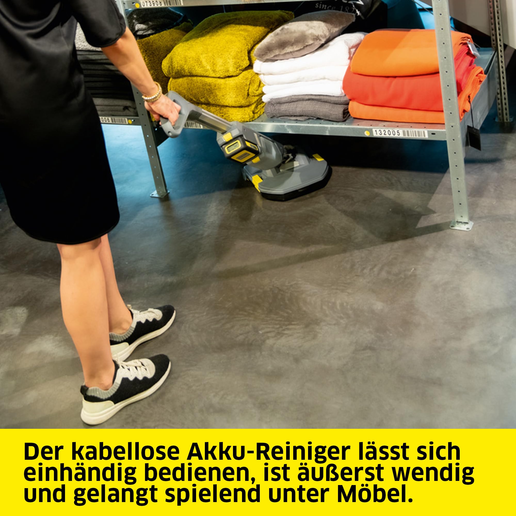 Kärcher Scheuersaugmaschine BR 30/1 C Bp, Leistung: 70 W, Flächenleistung: max. 150 m², 2-Tank-System, Arbeitsbreite: 300 mm, Walzenbürste, verwendbar mit dem Kärcher 18-V-Akku, ohne Akku