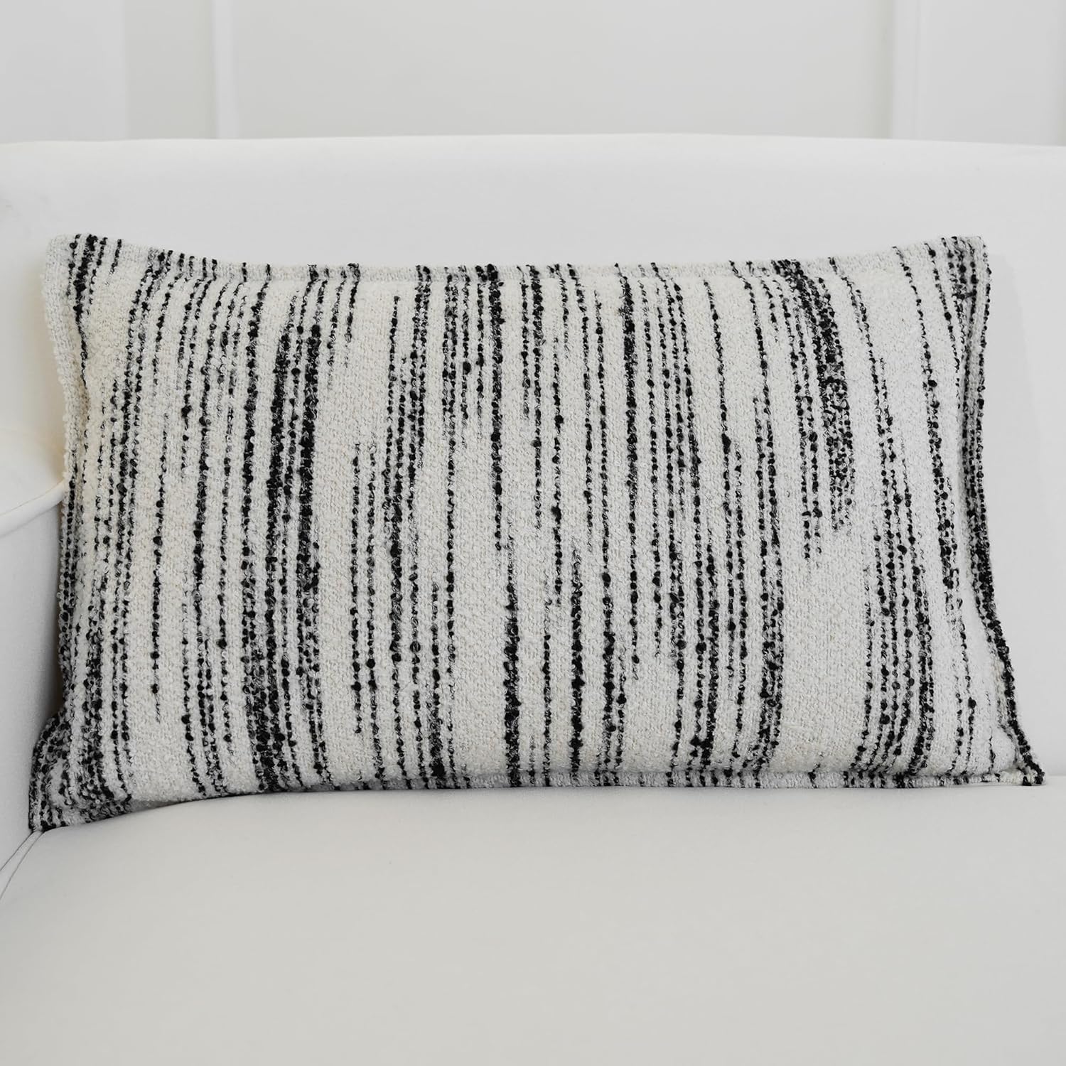 THE-TINOART White & Black Boucle Jacquard Lumbar Pillow Cover - Modern Geometric Pattern for Sofa and Bed, Luxury Woven Textured Pillow Case, 12x20 Inches