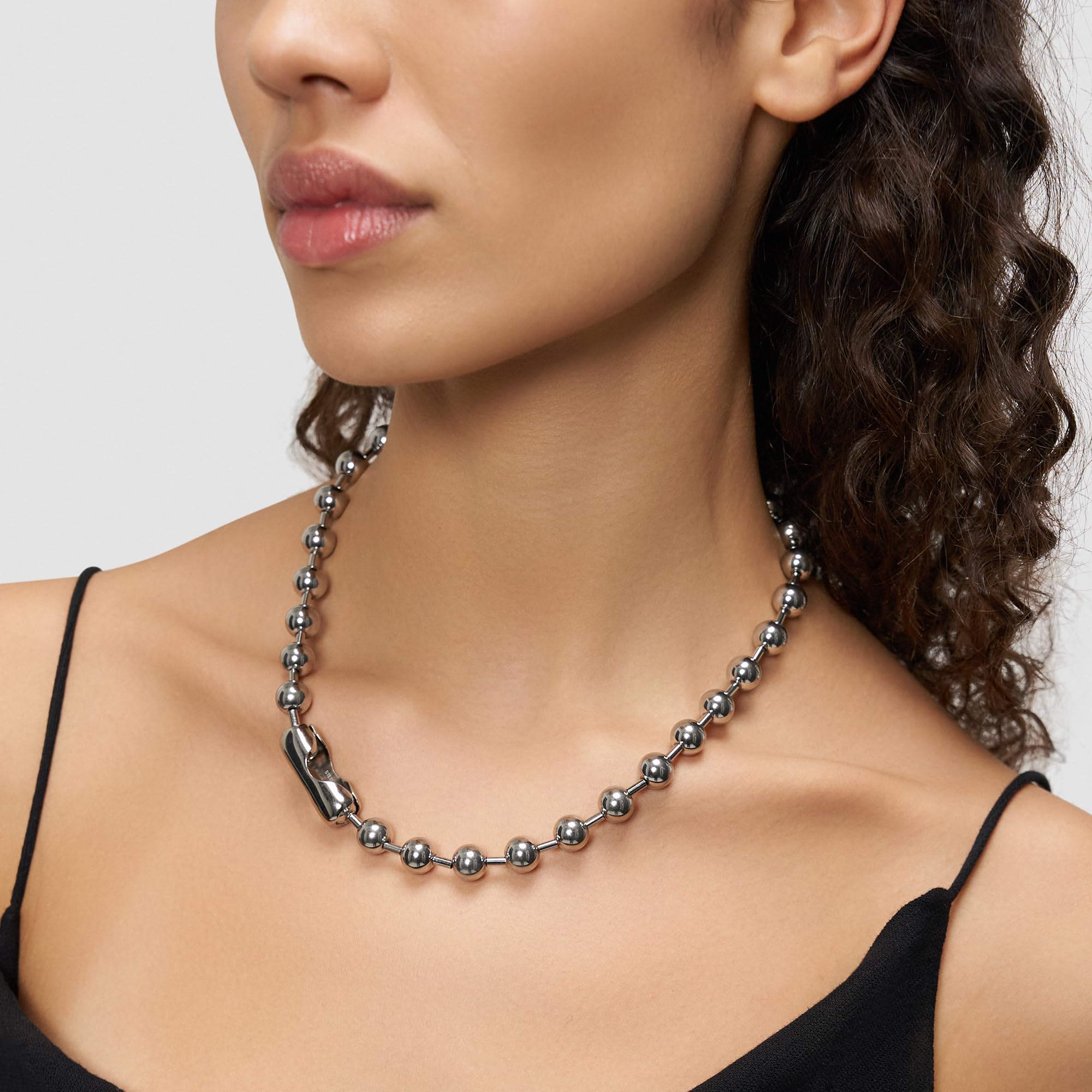 LIEBESKIND BERLIN Damen Steel Ball Collection – Ohrringe, Kette & Armband aus Edelstahl in Silber, Gold, Roségold & Schwarz - die fließenden Kugel-Designs geben jedem Outfit einen coolen