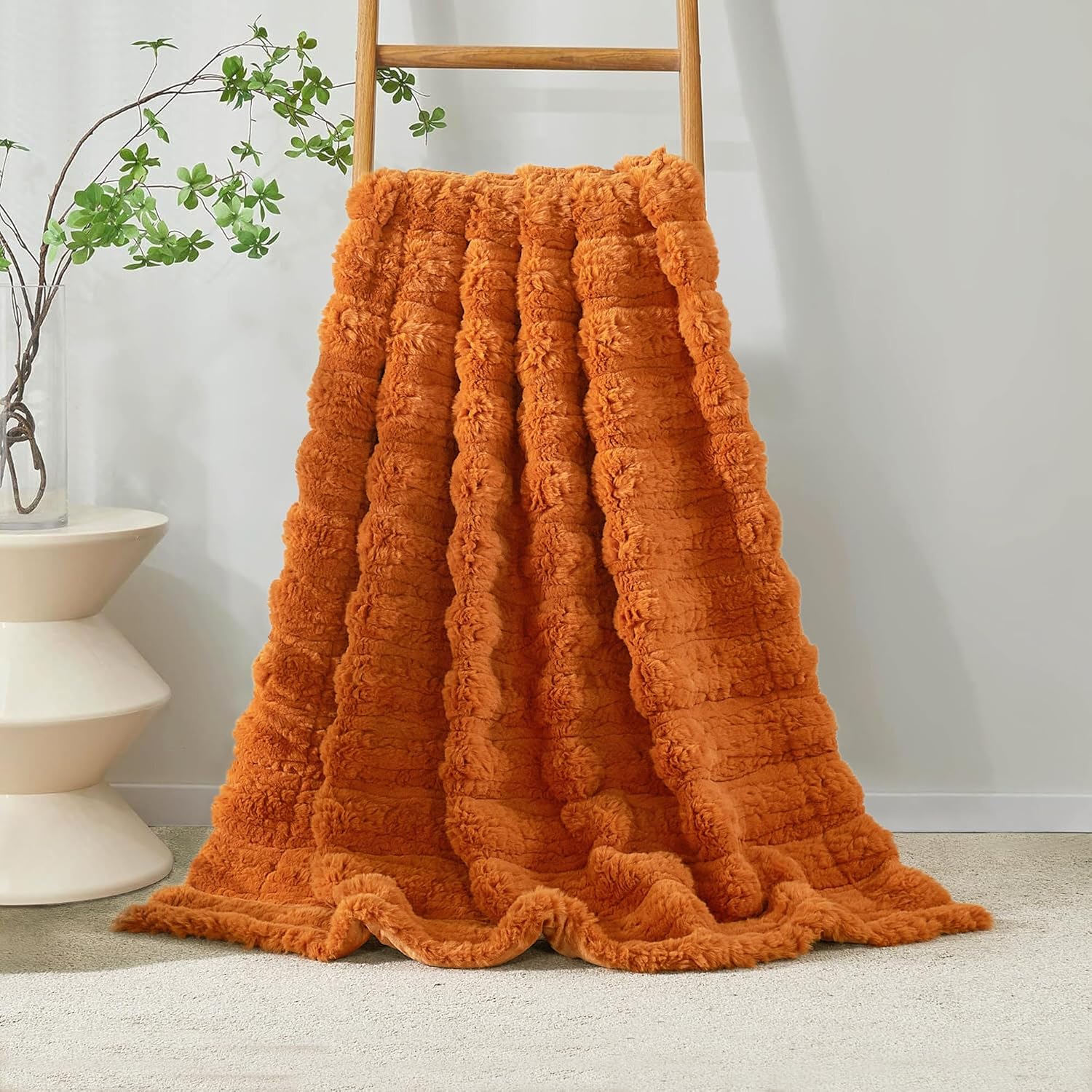 Luxury Faux Fur Throw Blanket Reversible to Cozy Velvet, 750GSM Soft Plush Warm Elegant Fuzzy Blanket for Couch, Bed, Sofa Fluffy Decorative Blankets, 50"x60", Burnt Orange