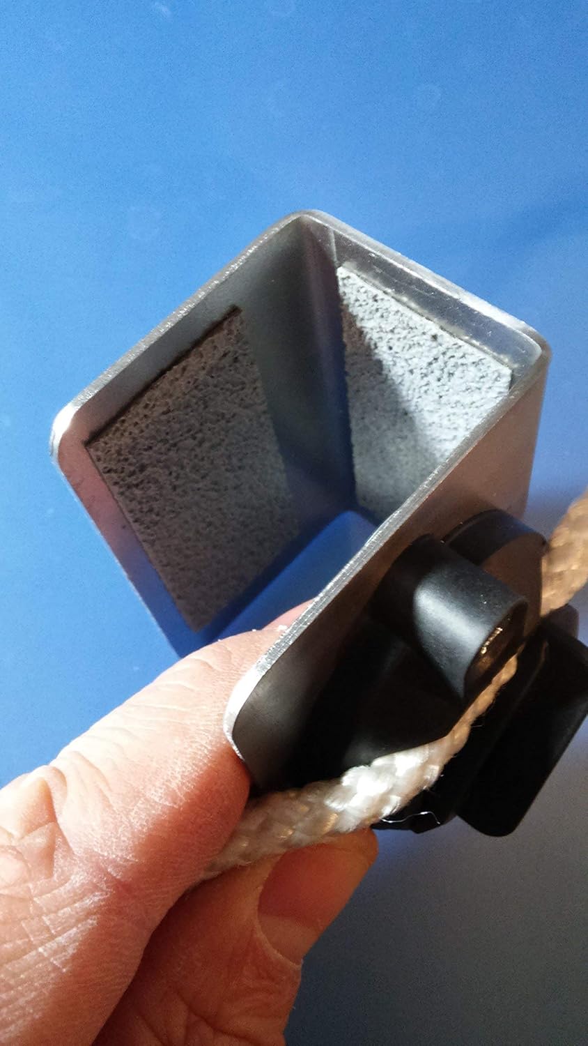 Fender Clip for Pontoon Boats (2ea per Pack)