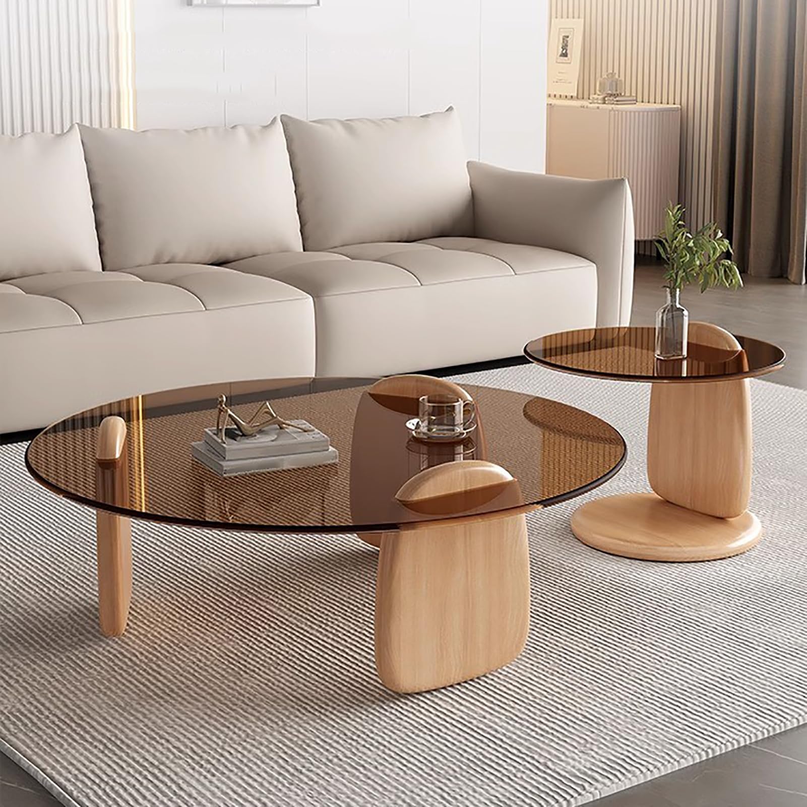 Table basse ronde en verre trempé et bois massif pour un salon élégant