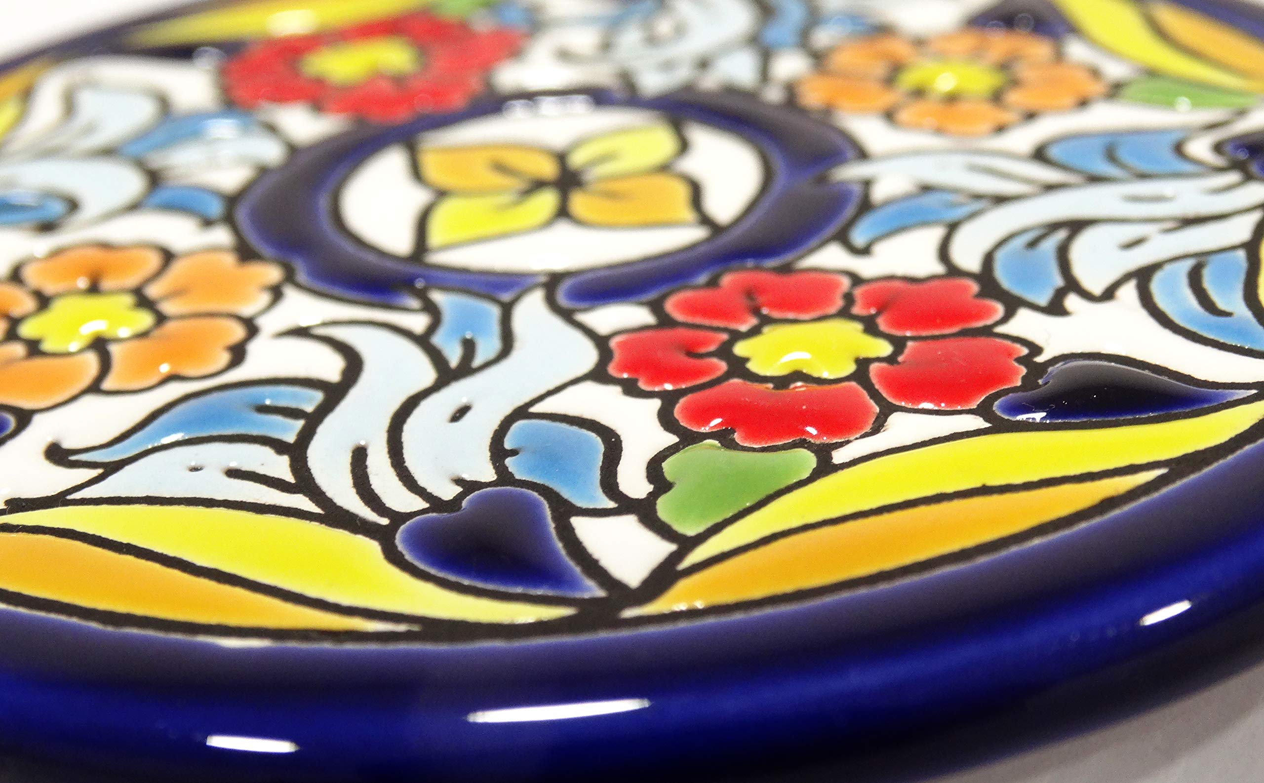Platos Decorativos para Pared, Pintados a Mano con la técnica de la Cuerda Seca 9 CM. Cerámica Andaluza.50914
