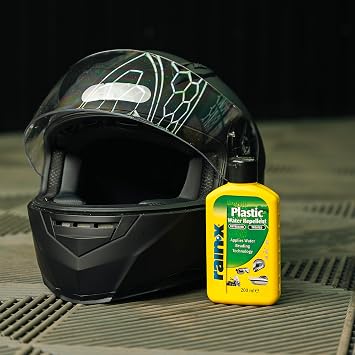 Rain-X Plastic Water Repellent - Hydrophobic Coating For Plastics - 200ml