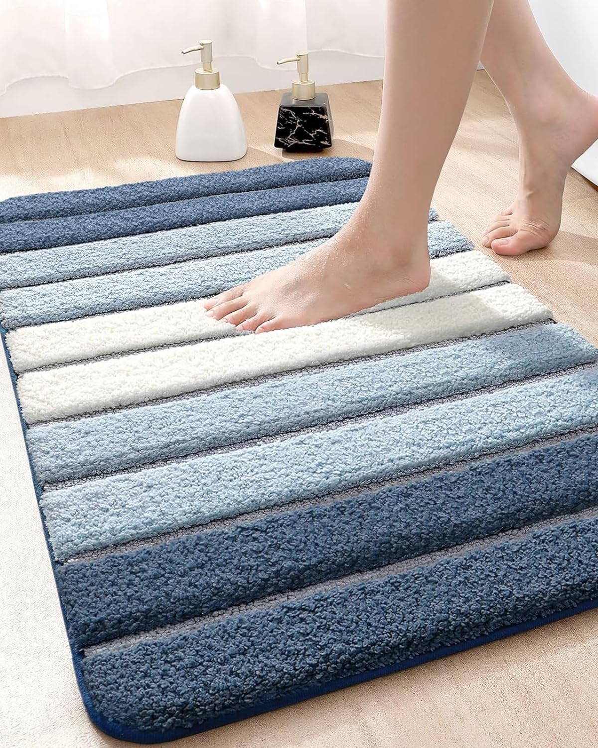 DEXI Bath Mat
