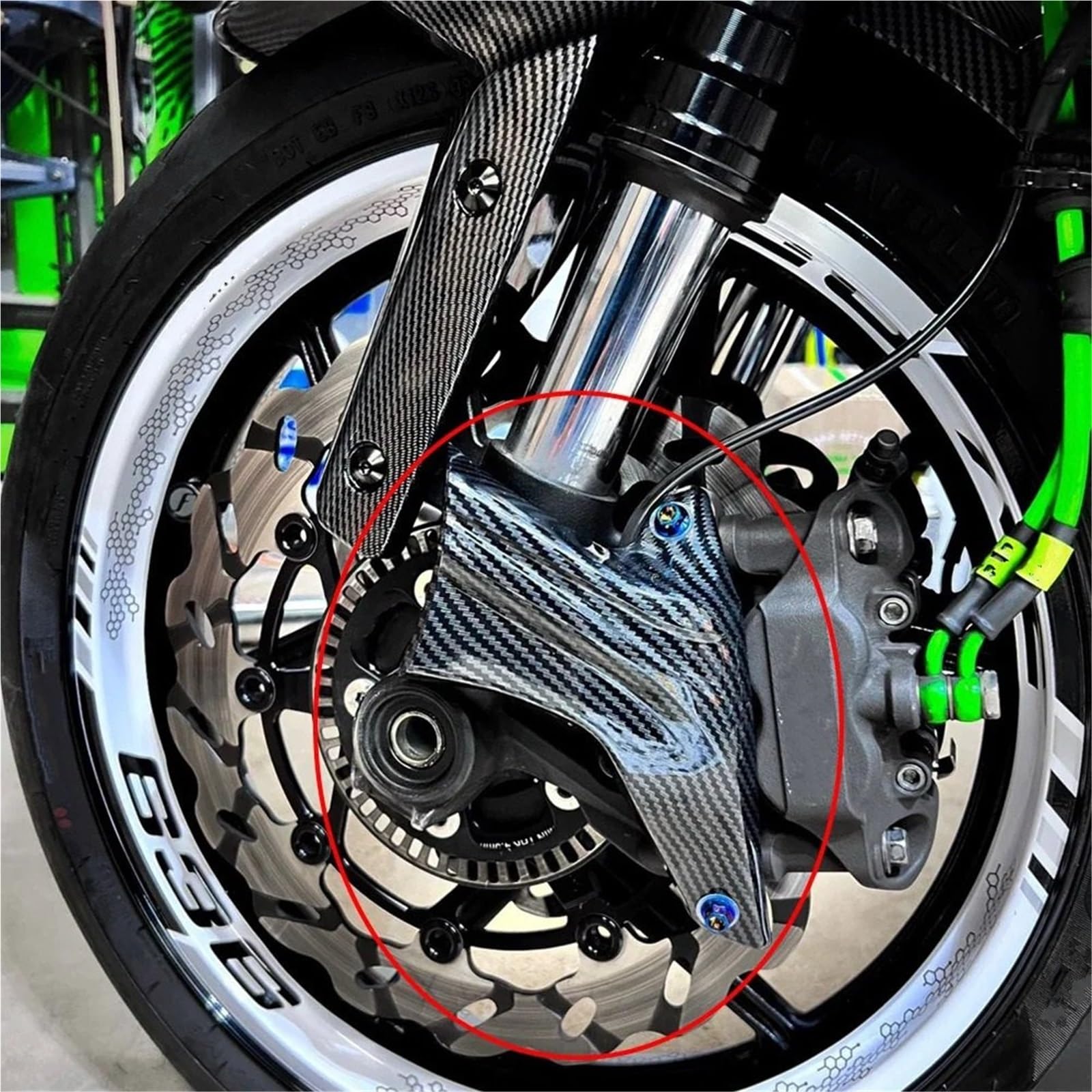 Refrigeración de pinza de freno Cubierta de conductos de refrigeración de aire para pinza de freno Kawasaki ZX6R, ZX6RR, ZX636 (2005-2016, 2017), ZX 6R, 636, ZX-6R. Refrigeración de la pinza de freno(