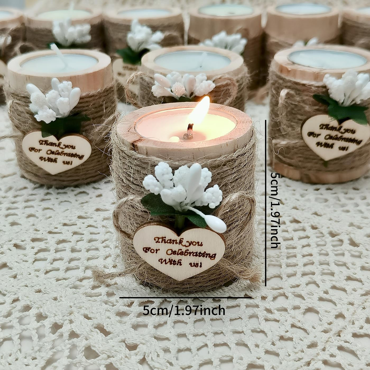 Personalisierte Hochzeitskerze, Gastgeschenke für Gäste in Großpackung, rustikaler Teelichthalter aus Holz, Brautparty, rustikale Hochzeitsdekoration (50 Stück)