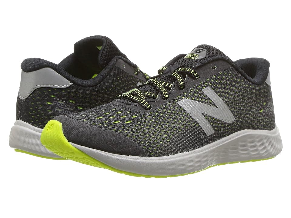 

New Balance Kids KJARNv1Y (Little Kid/Big Kid) (Black/Hi-Lite) Boys Shoes