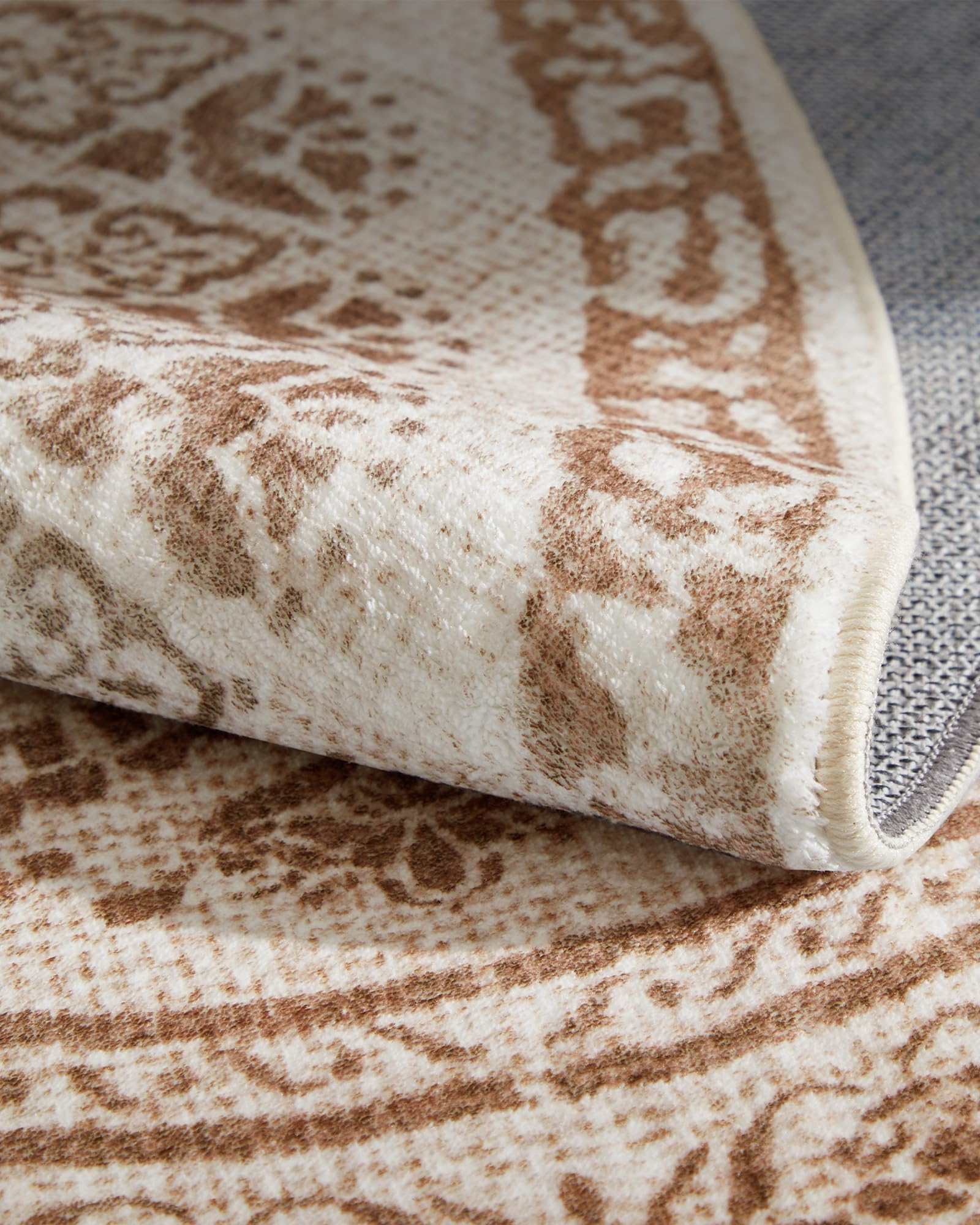 SONGMICS HOME Alfombra, Diámetro de 120 cm, Alfombra Redonda Antideslizante, Decoración del Hogar, para Salón, Dormitorio, Lavable a Máquina, Estilo Boho, Beige Capuchino TAR051K01