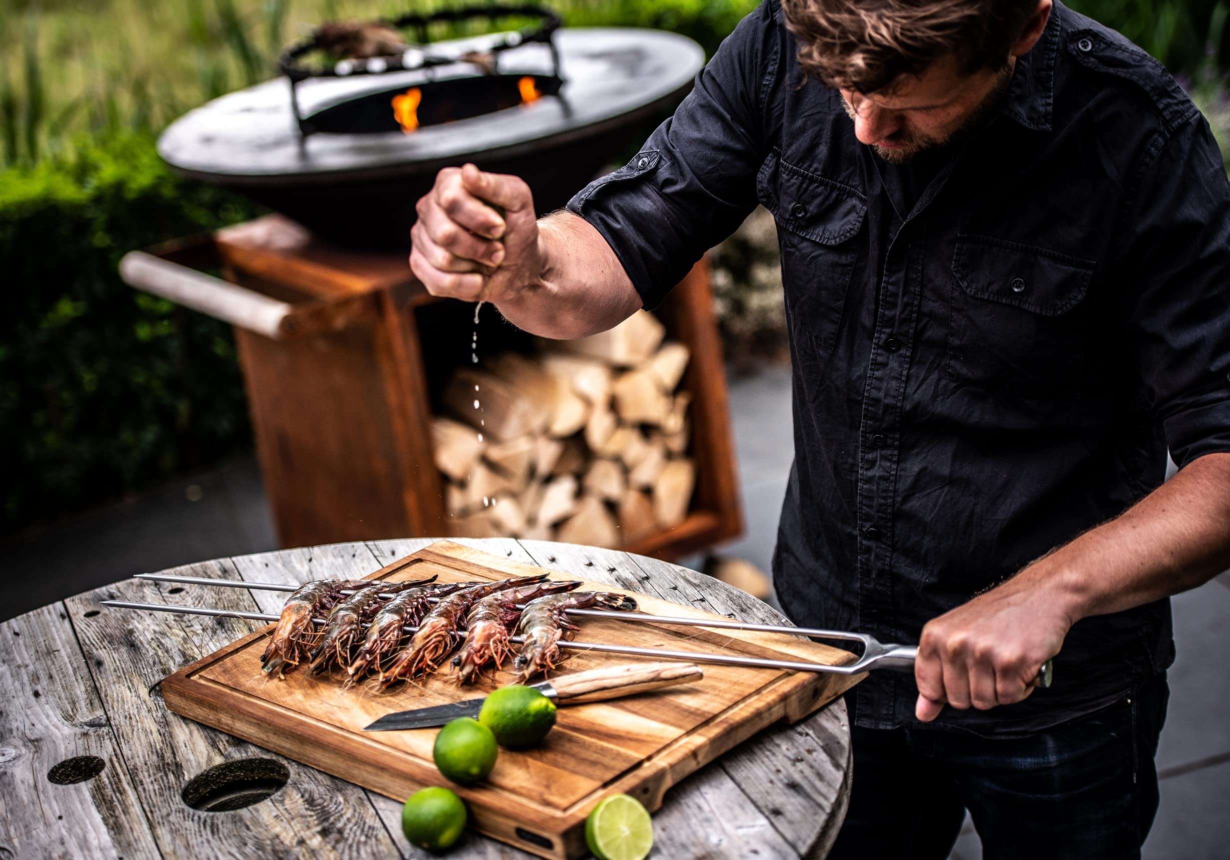 Forged Churrasco - Spiedini per barbecue, 70 cm, manico in legno d'ulivo, in acciaio INOX