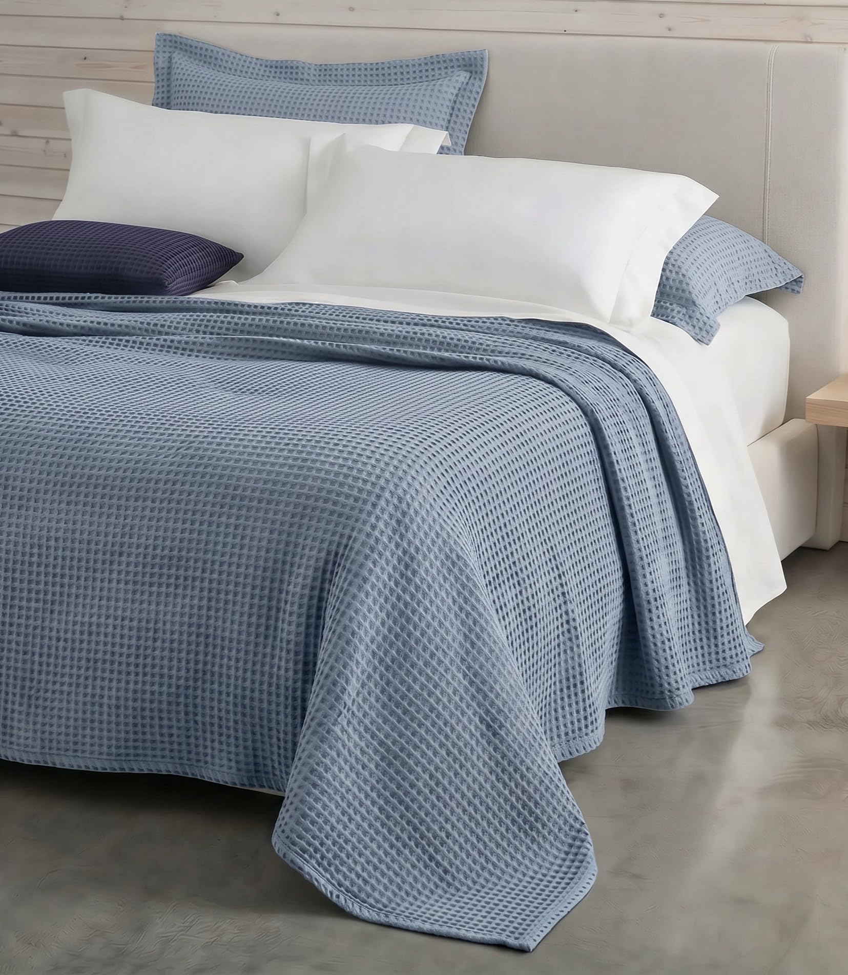Mahome Copriletto Nido d'Ape Matrimoniale in 100% Puro Cotone di Alta Qualità 260x260 cm, Coperta Estiva Primaverile Leggera e Traspirante, Tinta Unita Elegante Morbido (Azzurro Polvere)