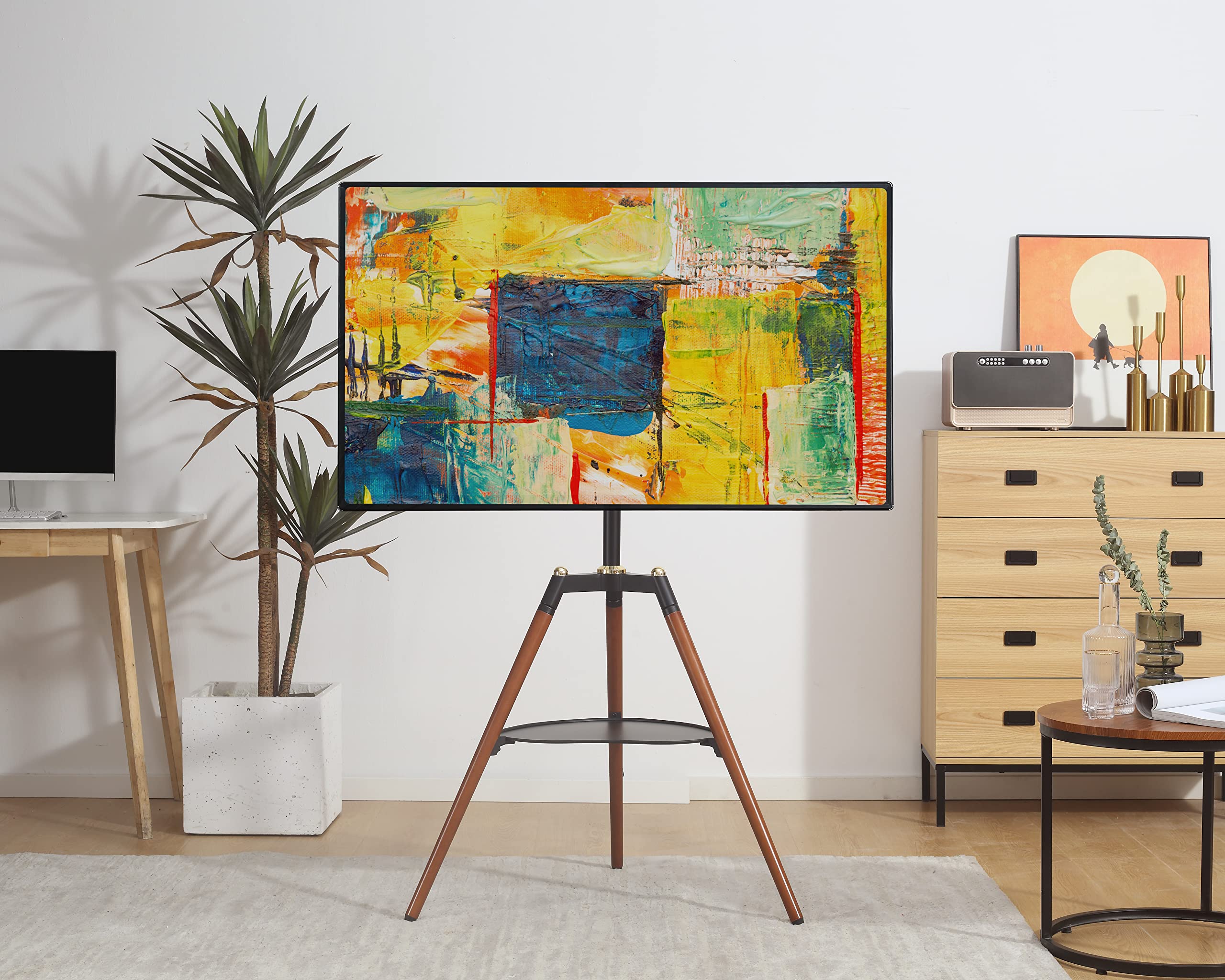 ETHU Support TV Trépied Bois 32-65" jusqu'à 40kg, Pied TV Design Scandinave Pivotant ±70° Hauteur Réglable, Support TV Chevalet Bois Marron avec Étagère Cœur, sans Percer