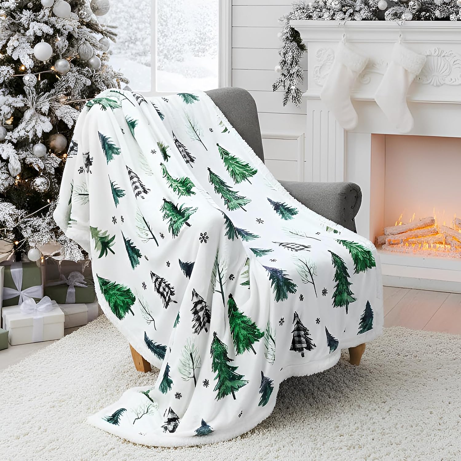 Christmas Sherpa Throw Christmas Tree Fleece Blanket 50 x 60 Inch Winter Xmas Plaid Tree Reversible Microfiber Blanket Holiday Decorative Soft Blankets for Gift Couch Bed(Green)