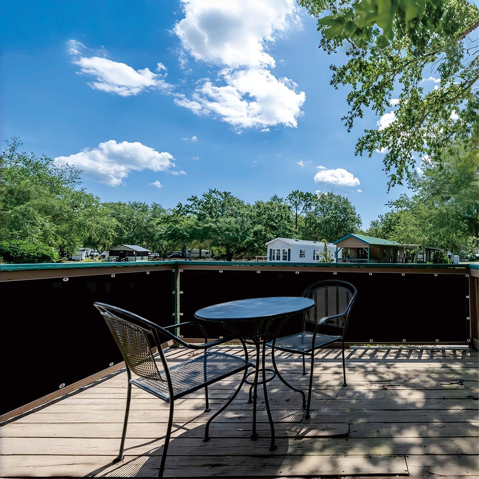 Brise vue pour balcon fini le vis-à-vis et le vent sur votre terrasse noir