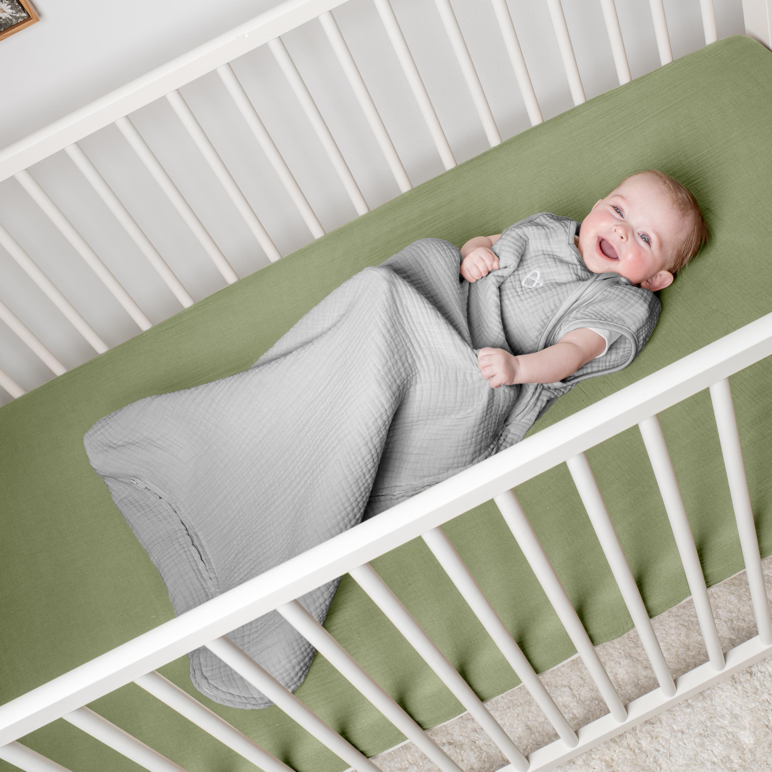 SwaddleMe by Ingenuity, Saco de dormir de muselina, para edades entre 3 y 18 meses, entre 6,35 y 11 kilos, 1 TOG, 1 unidad - Musgo