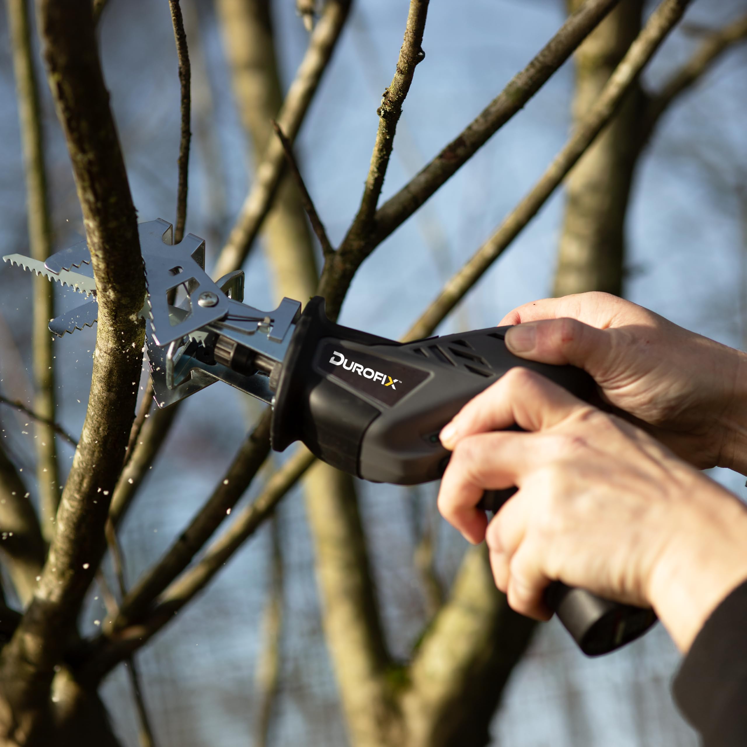 Durofix RJ1217-PMG G12 Lithium-Ion 12V (10,8V) Bezszczotkowy zestaw narzędzi elektrycznych do piły tłokowej | Zestaw pił akumulatorowychZestaw narzędzi do pił elektrycznych zawiera baterię, ładowarkę i pazur mocujący