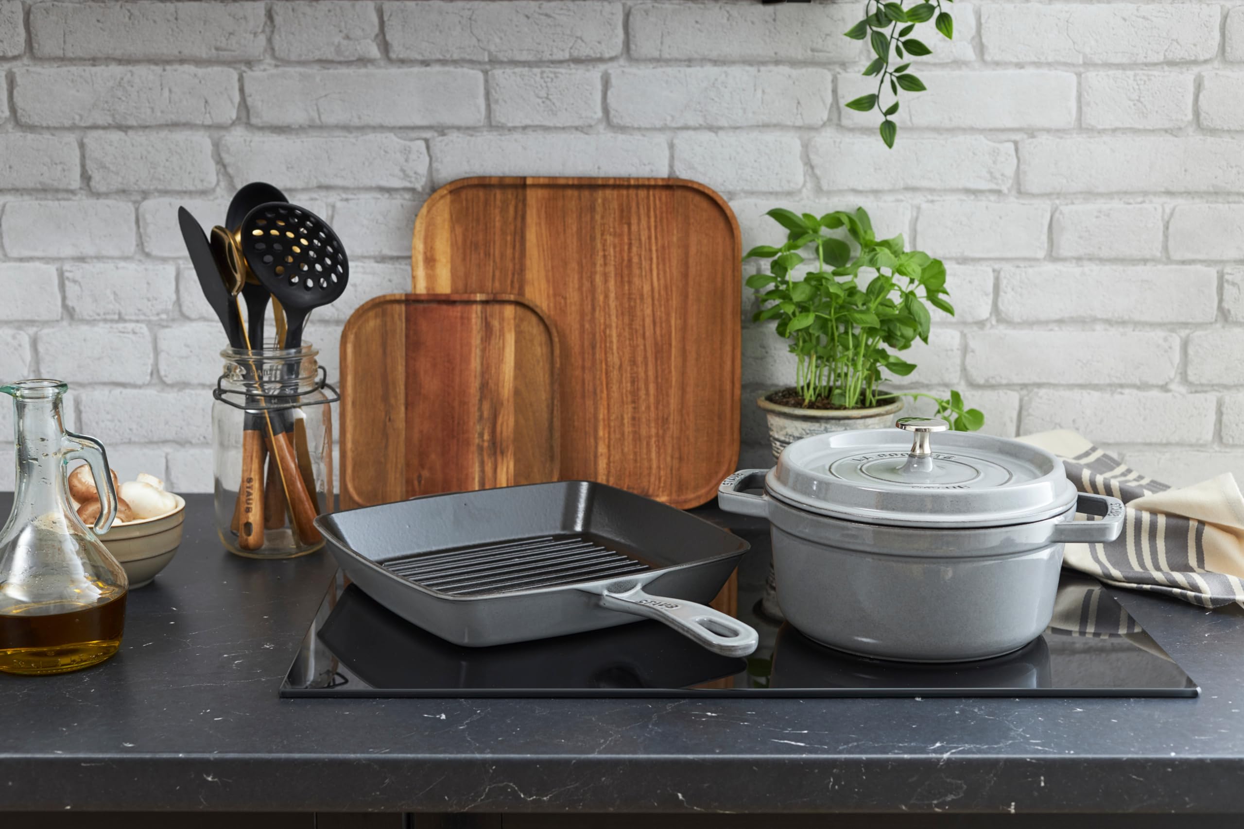 Staub La Cocotte Döküm Tencere, Grafit Gri