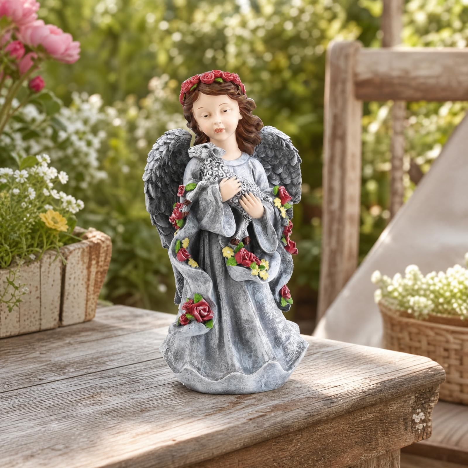 Statua da Giardino Celestiale Compatto Angelo Decorativo in Resina Durevole Figurina Celestiale con Decorazioni Floreali per Aiuola, Agnello Angelo