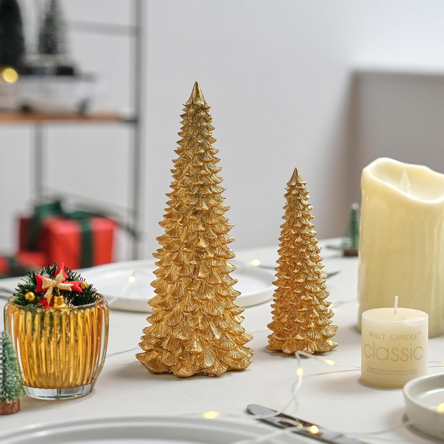 AOMOONOA Gold Christmas Tree Figurines, 2Pcs Resin Christmas Tree for Tabletop Decoration, Small Christmas Trees Set, Decorative Xmas Trees for Christmas Mantel Indoor Home Decor