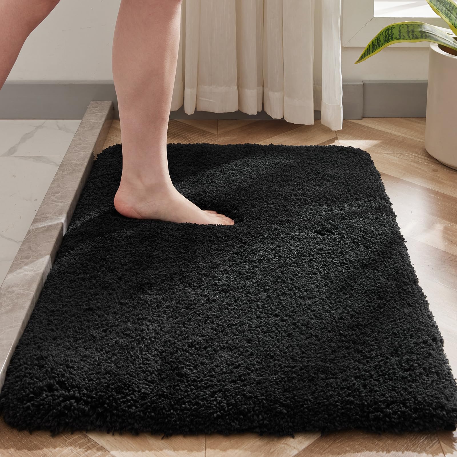 Black Bathroom Rug 24x36 Non Slip Fluffy Bath Mat for Bathroom Floor Washable Plush Luxury Bath Rug for Tub Soft Shaggy Shower Sink Mat