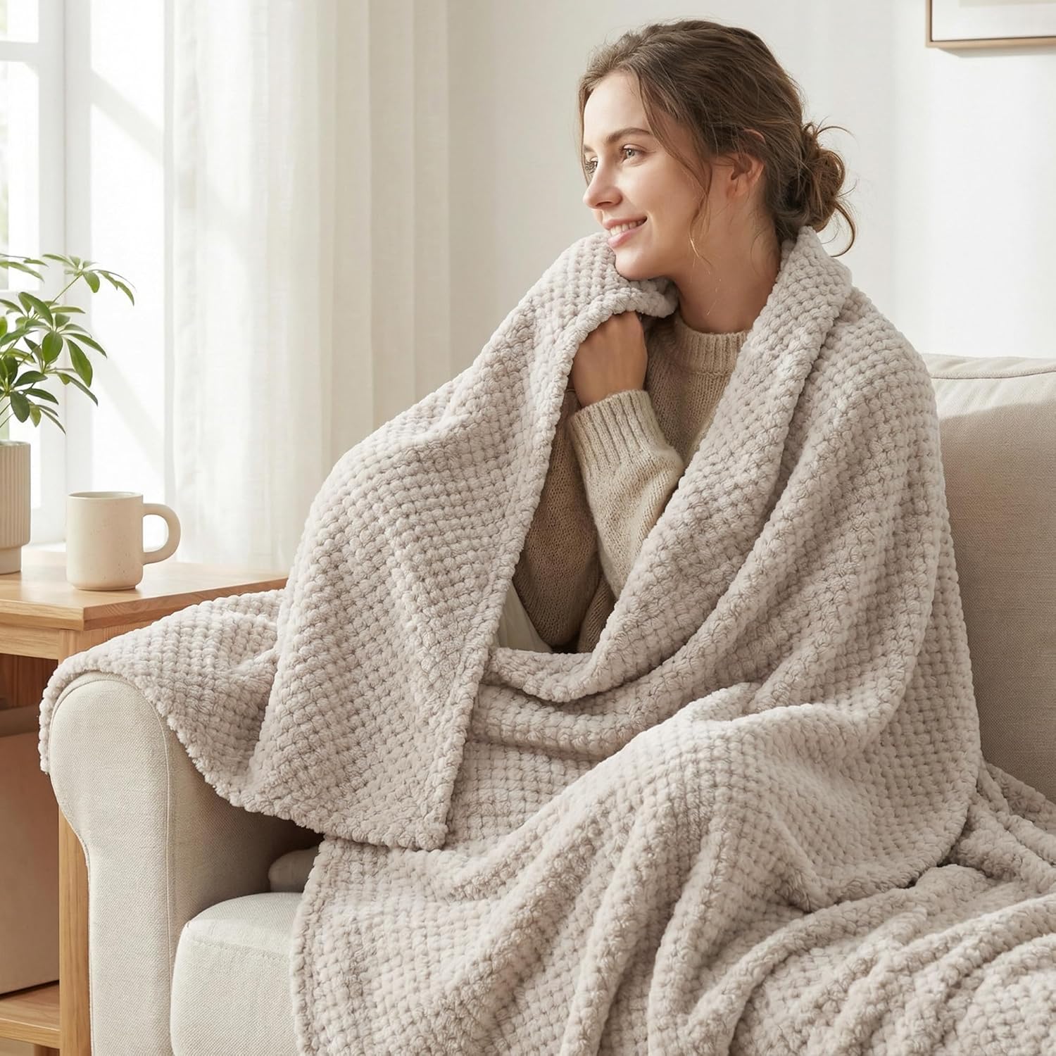 Exclusivo Mezcla Fleece Bed Blanket Queen Size, Super Soft and Warm Blankets for Couch, Sofa and Bed Waffle Textured, Cozy, Fuzzy and Lightweight (Tan, 90x90 Inches)