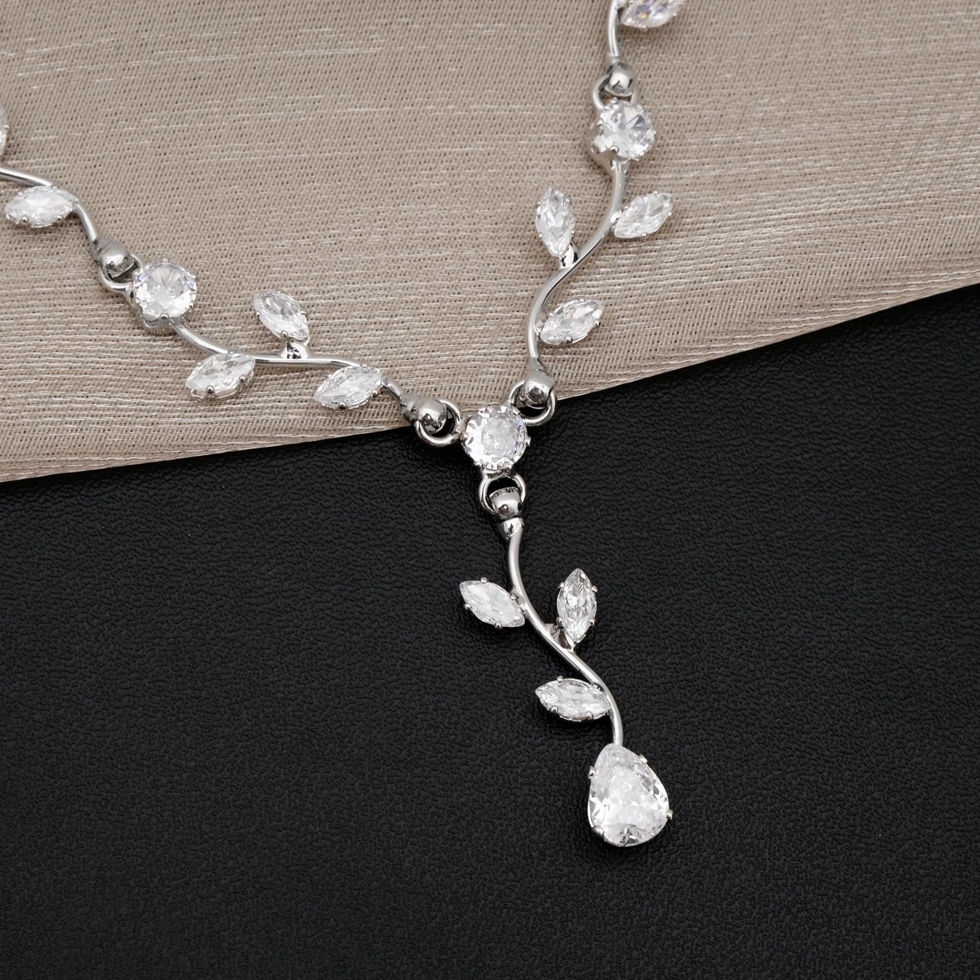 Elegant Bridal Jewelry Sets for Wedding Bride Leaf Shape Cubic Zirconia Necklace Earrings Bracelet Set Prom Costume Accessories