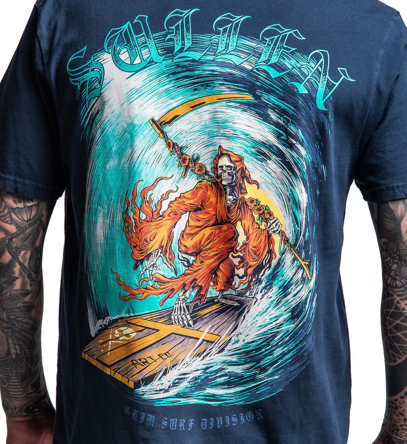 Sullen Herren Grim Surf Division Choloha Capsule Tattoo Lifestyle Graphic Premium Baumwolle Kurzarm Tee