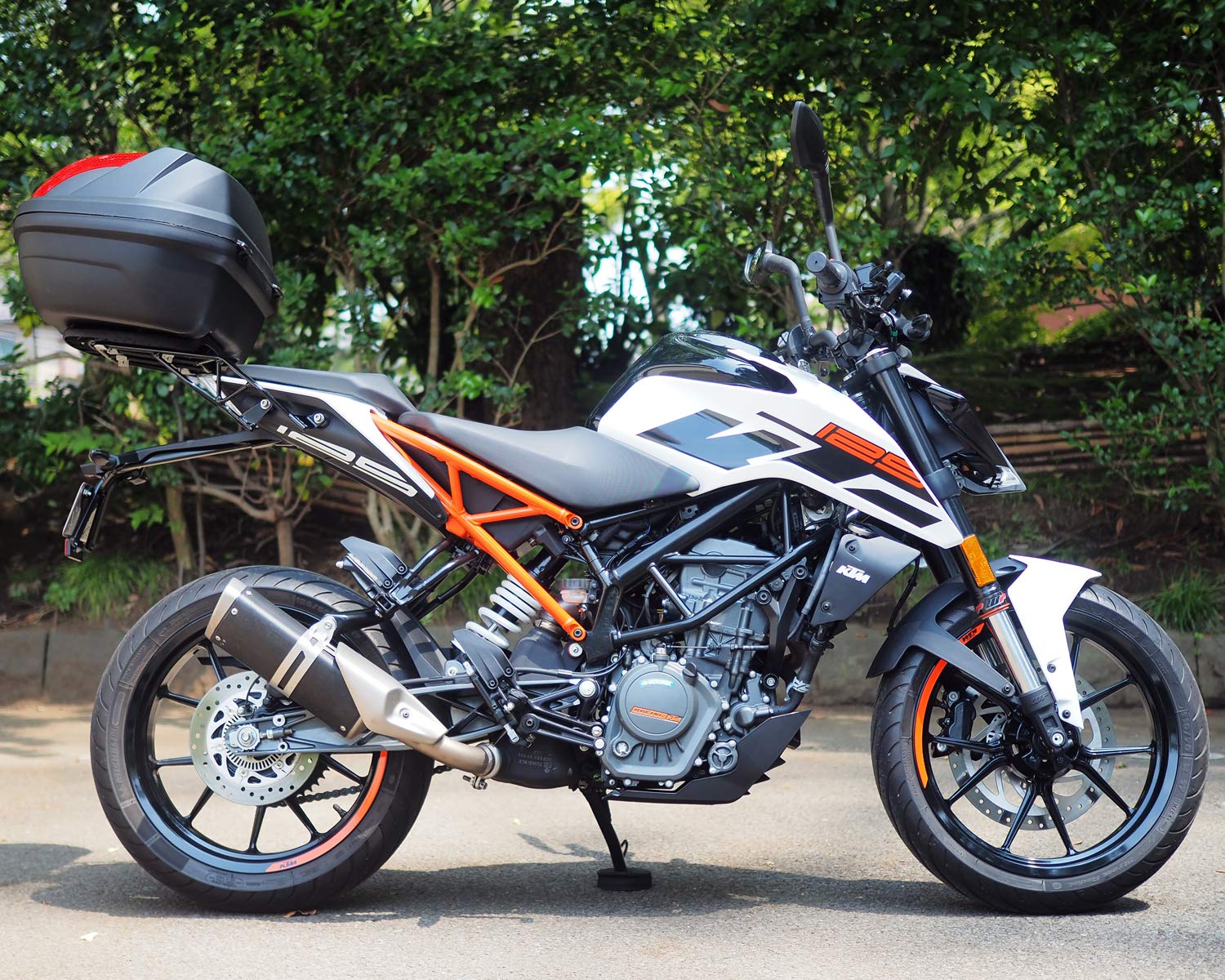 KTM 125、250、390DUKEノーマル前後シートセット KTM 125、250、390DUKEノーマル前後シートセット