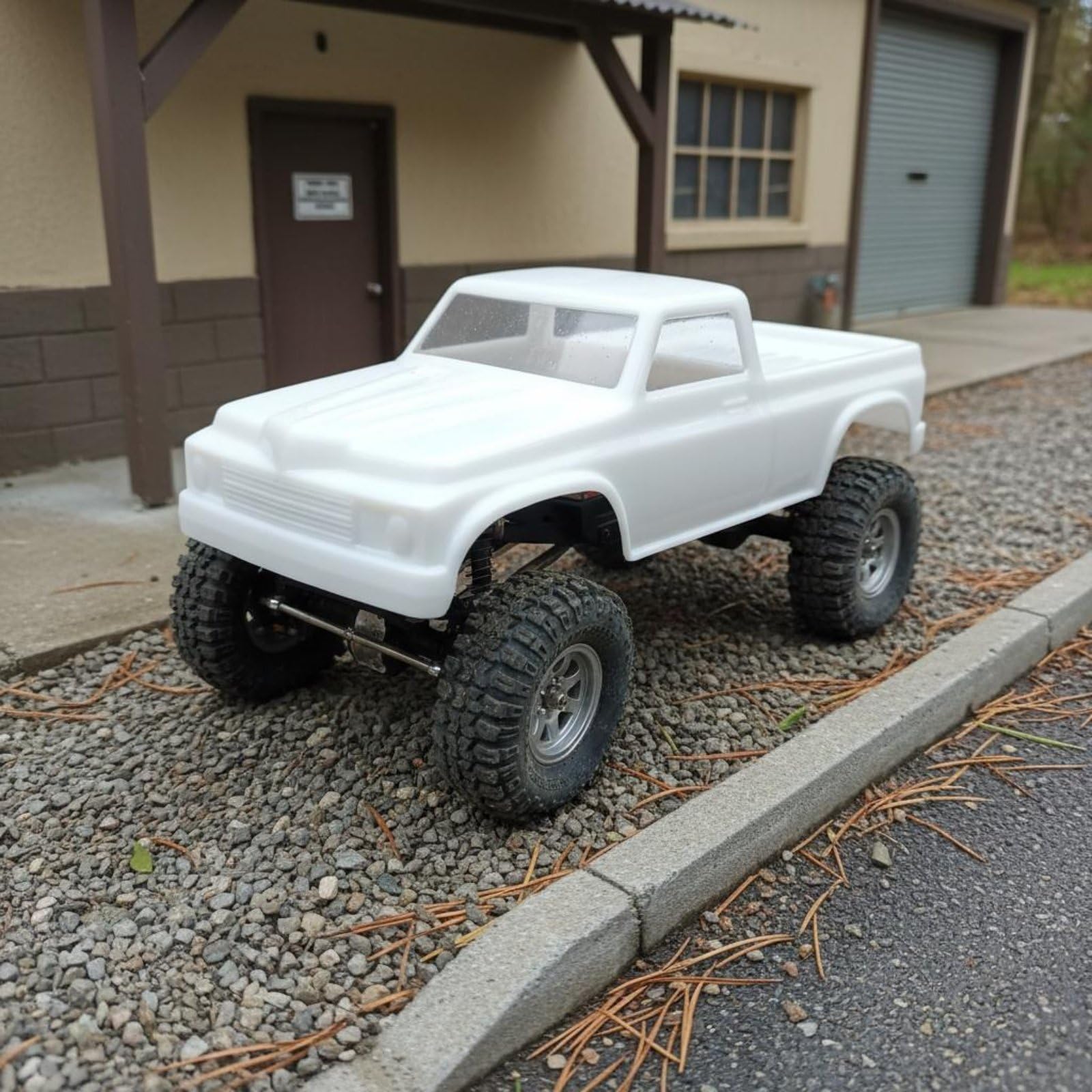Baoblaze Carrocería de Camioneta RC para Escala Cuerpo de Camión Cubierta Capota Plástico Aspecto Realista para Proyectos Personalizados y Mejoras Visuales, Naranja