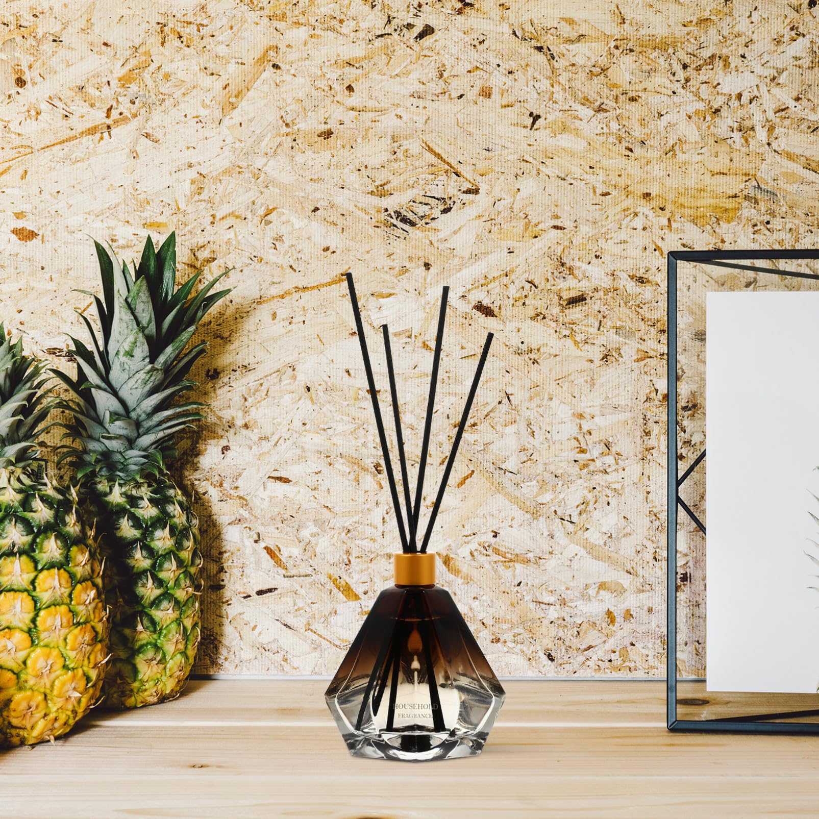 3 Stück Duftflaschen aus Glas mit Pflanzenöl für Wohnraum und Bad | Dekorative Raumduft Lösung, Luxuriös Elegant und Kunstvoll Gestaltet, für Frische Akzente im Zuhause
